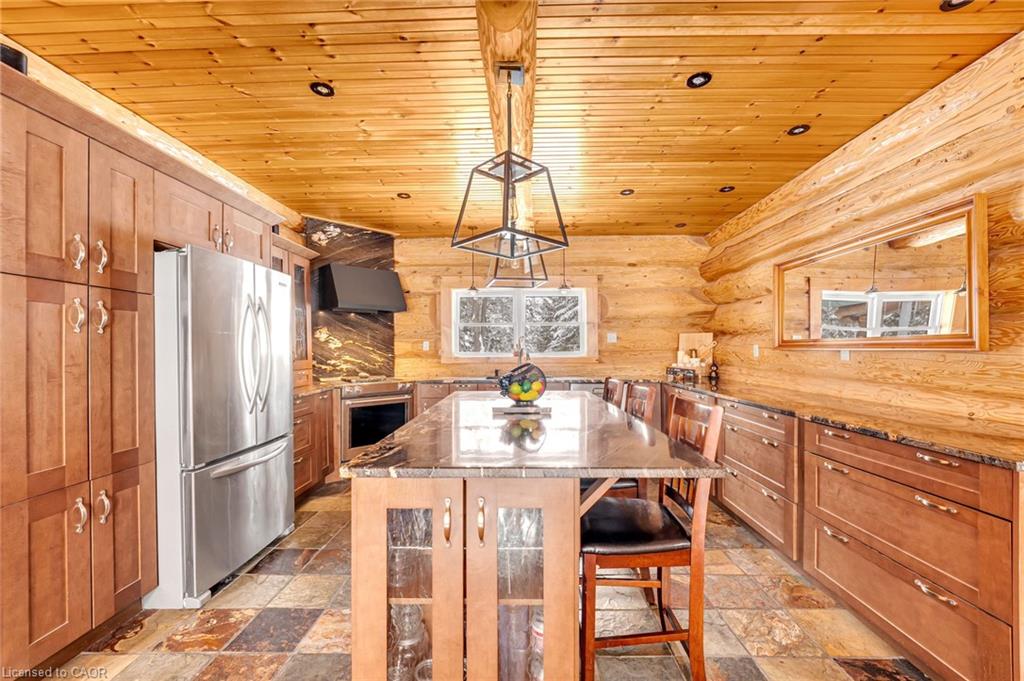 11 Nevis Ridge Drive, Oro-Medonte