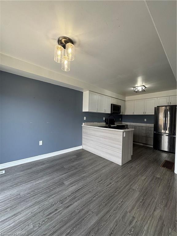 22 Todd Crescent