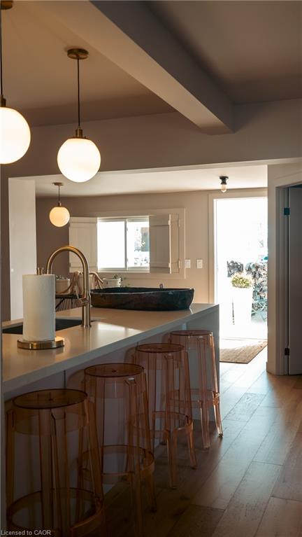 349 Wellington Main Street