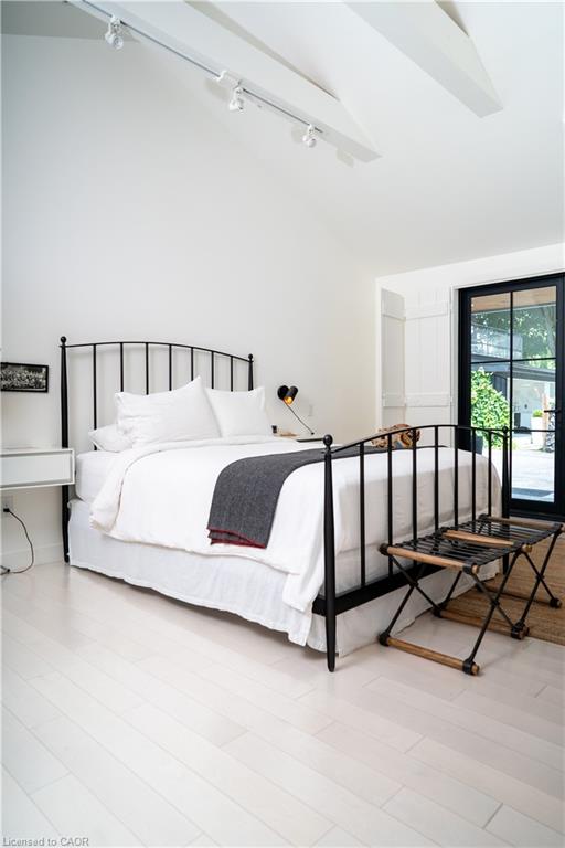 349 Wellington Main Street