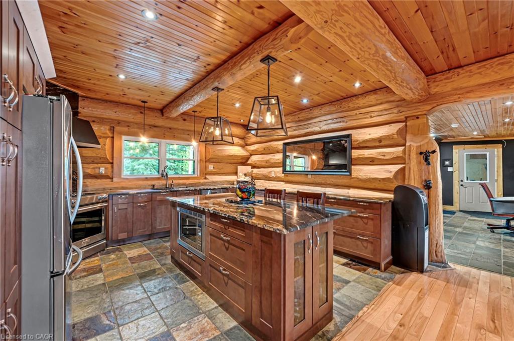11 Nevis Ridge Drive, Oro-Medonte