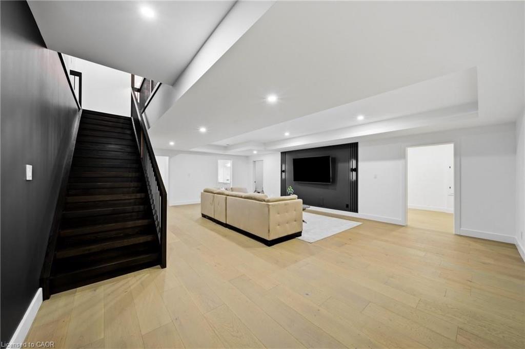 188 Niska Road