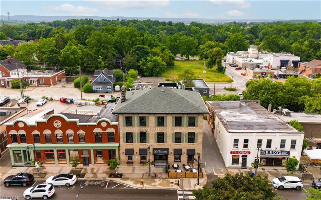 303-163 Main Street E Unit: 303