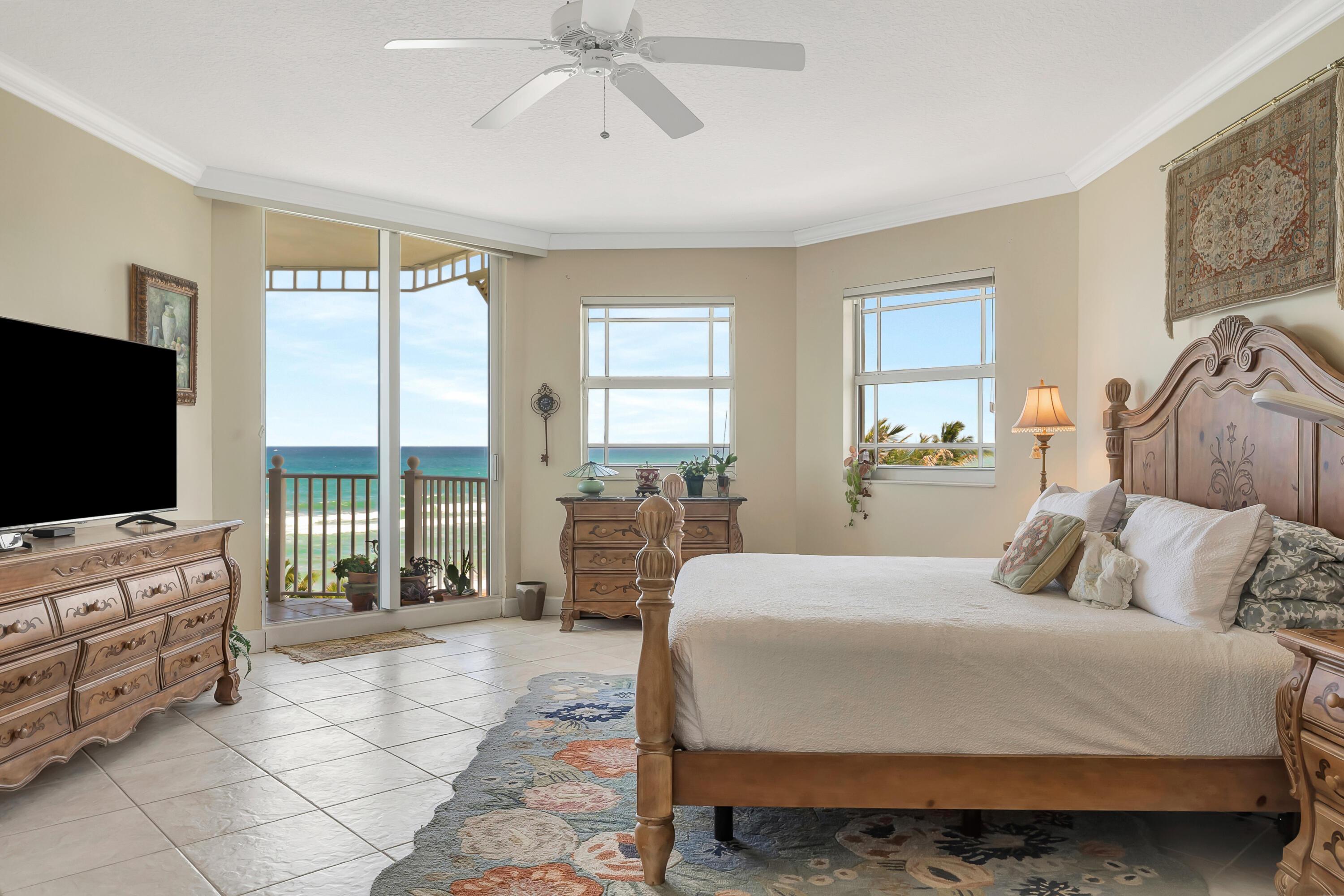 131 Ocean Grande Boulevard 604