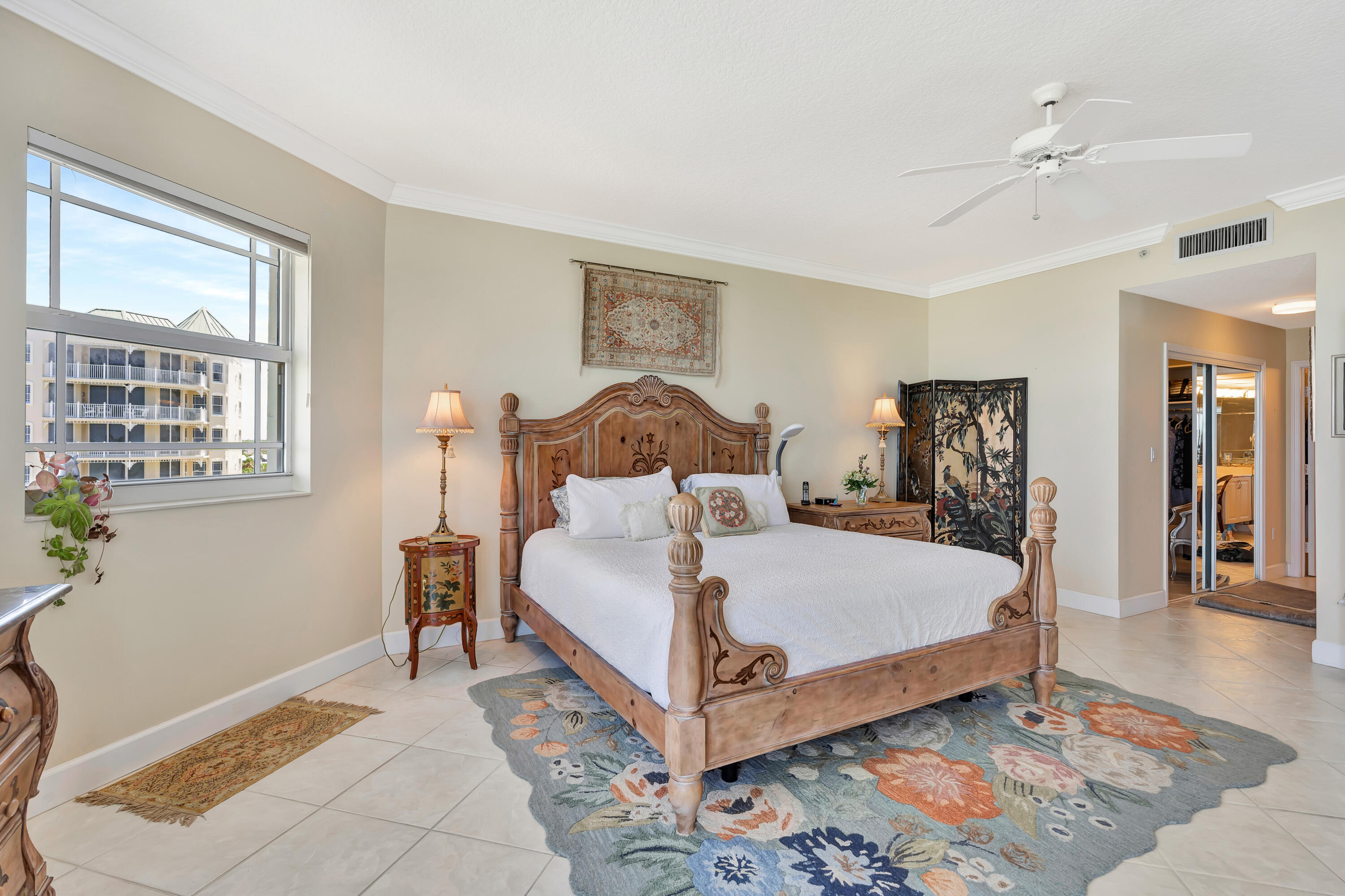 131 Ocean Grande Boulevard 604