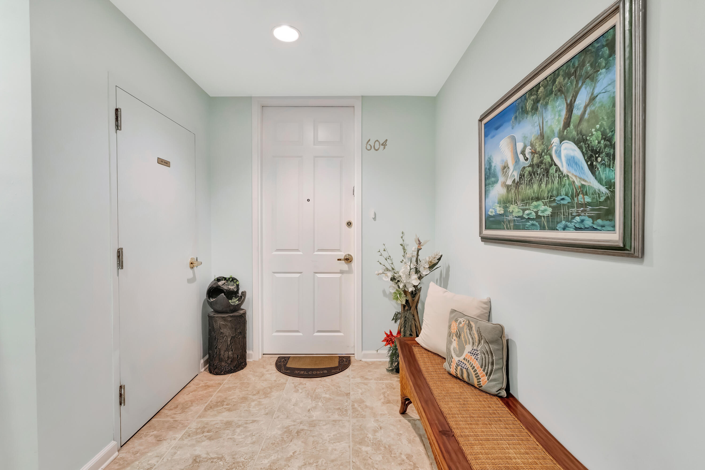 131 Ocean Grande Boulevard 604