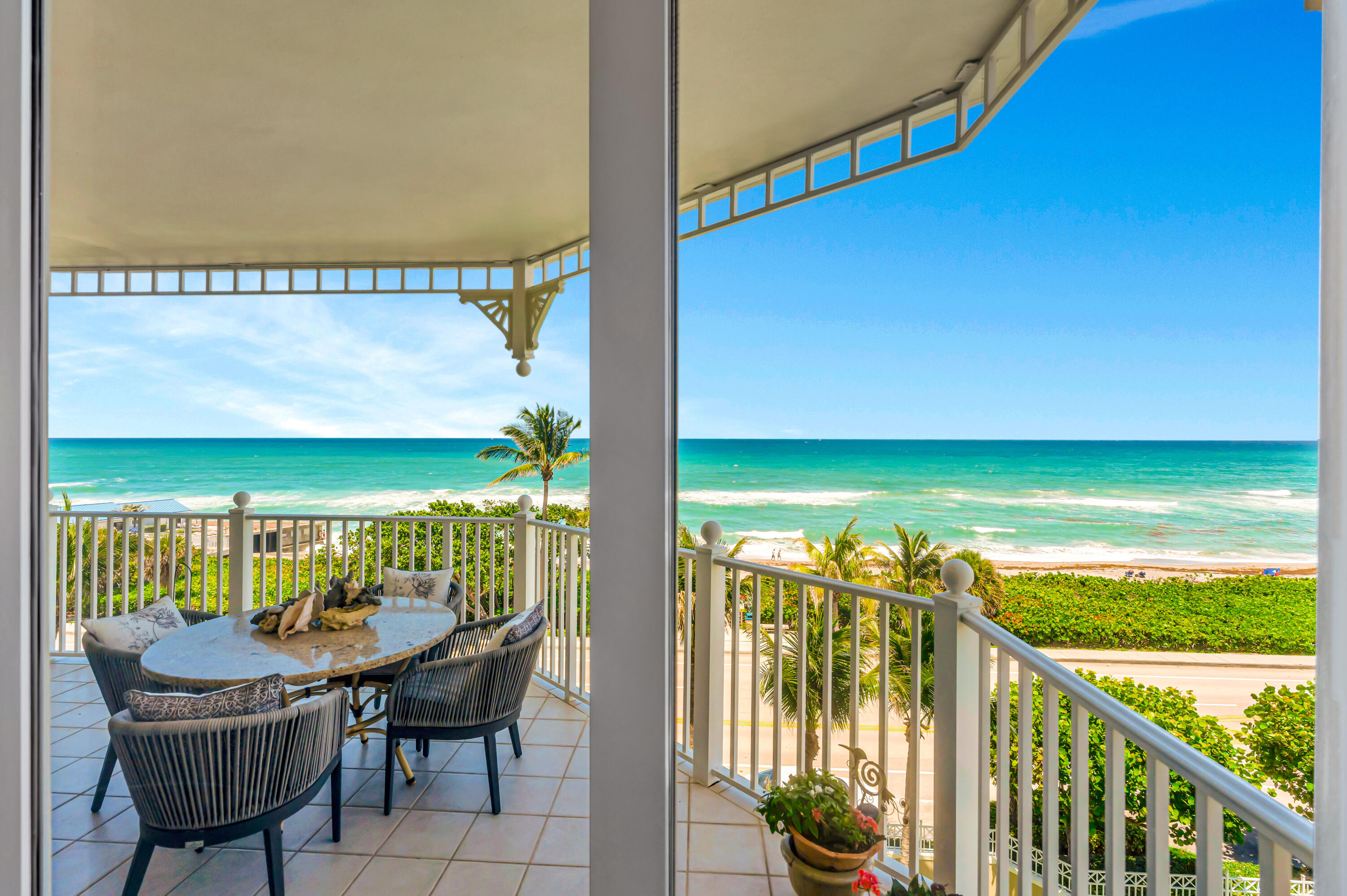 131 Ocean Grande Boulevard 604