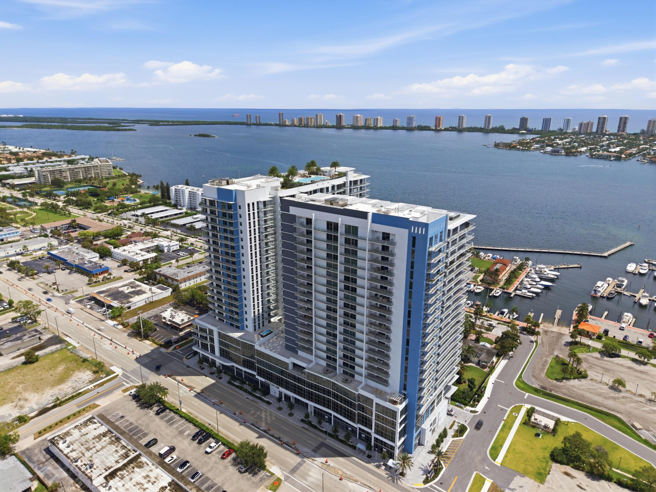 220 Lake Shore Drive 1407