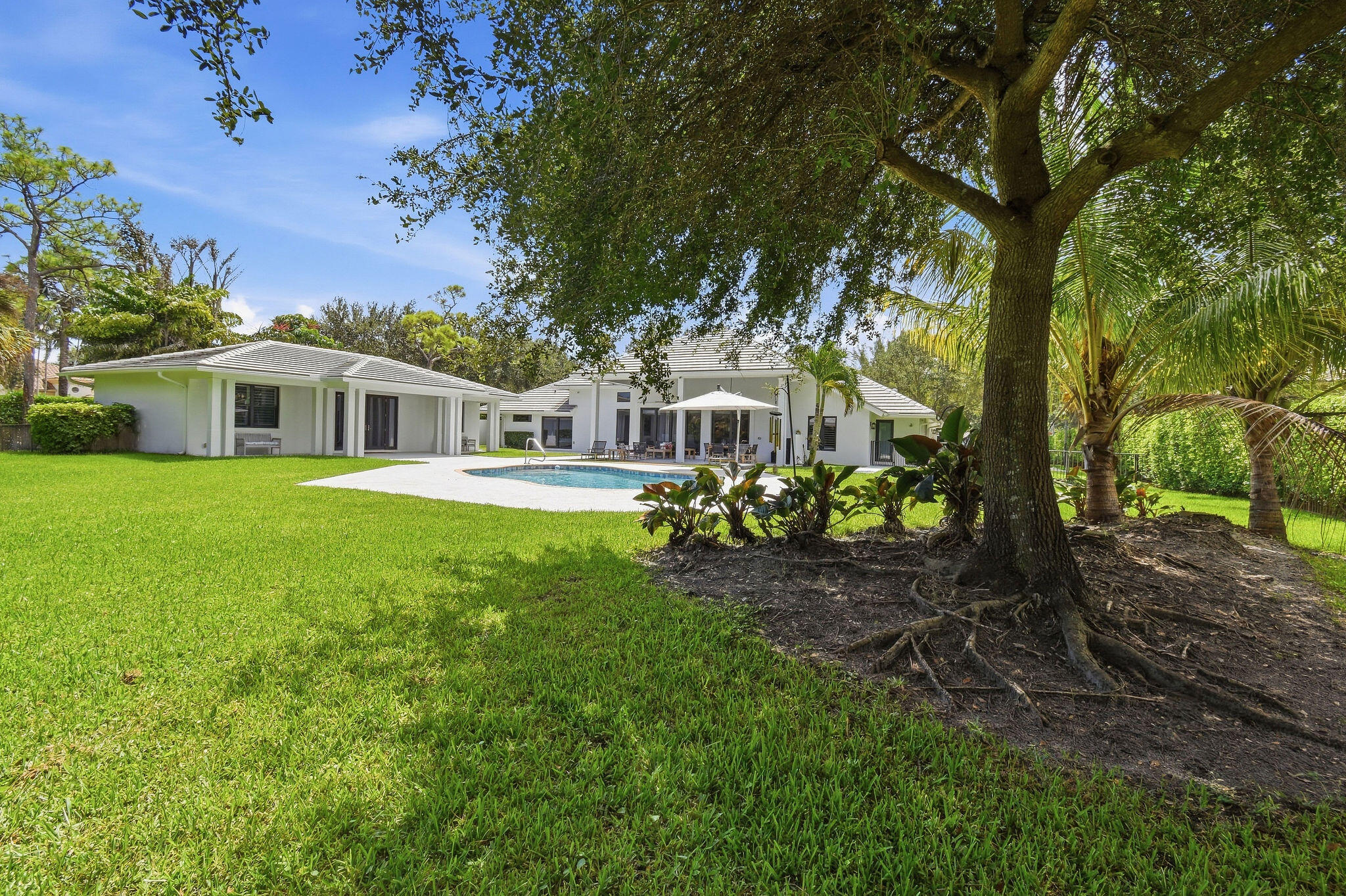 5664 High Flyer Road S