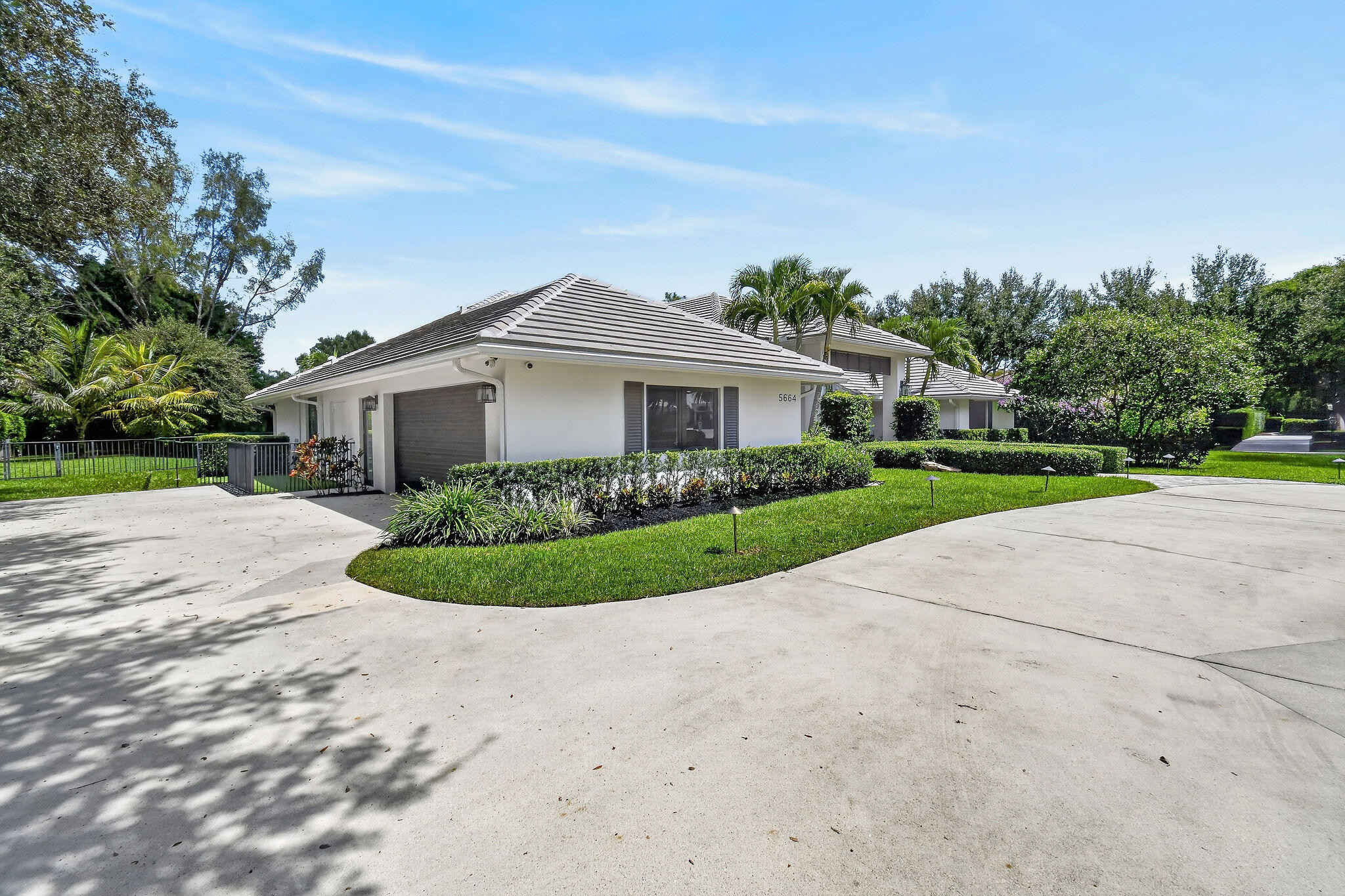 5664 High Flyer Road S