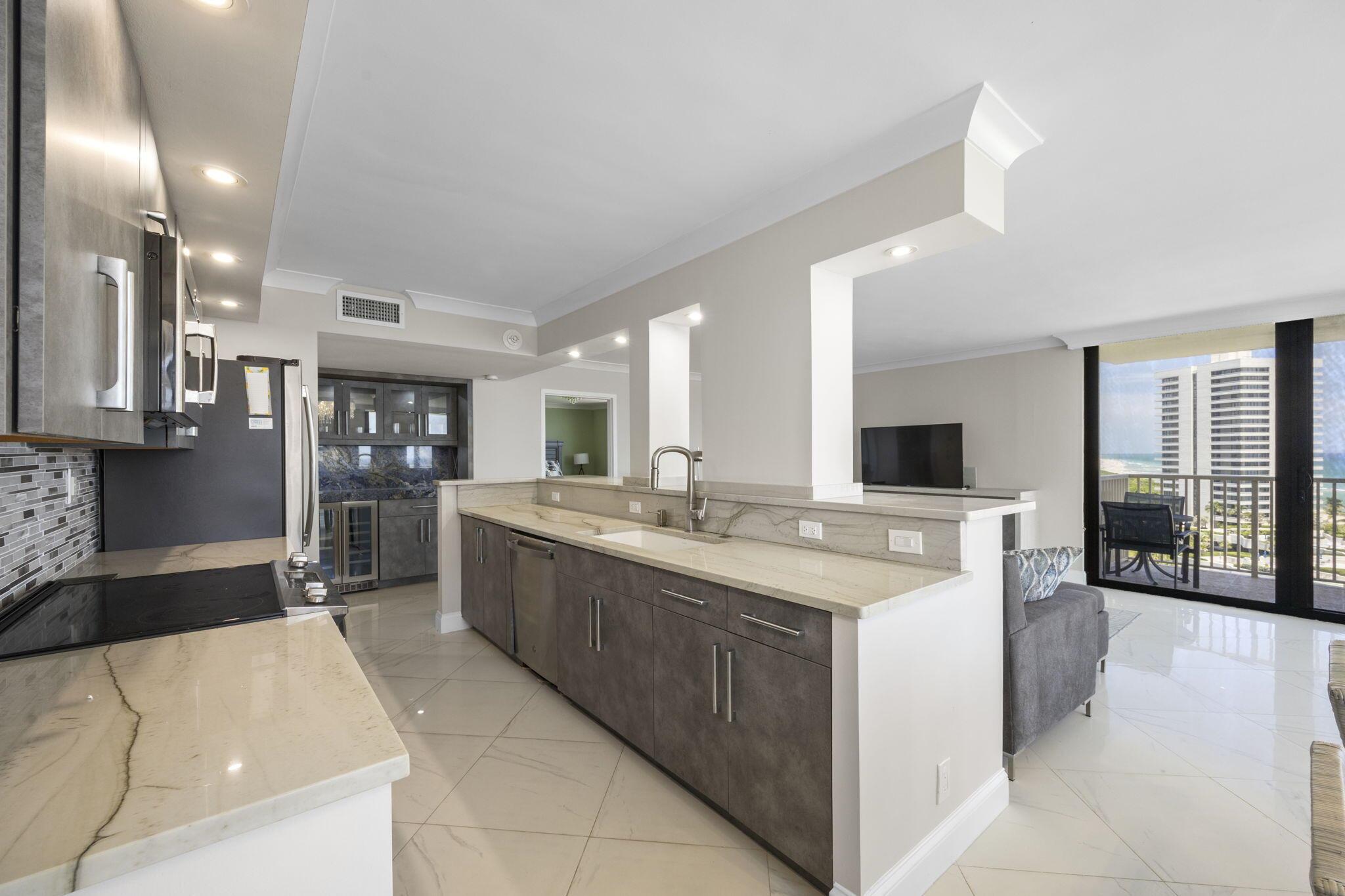 5480 N Ocean Drive Bpha