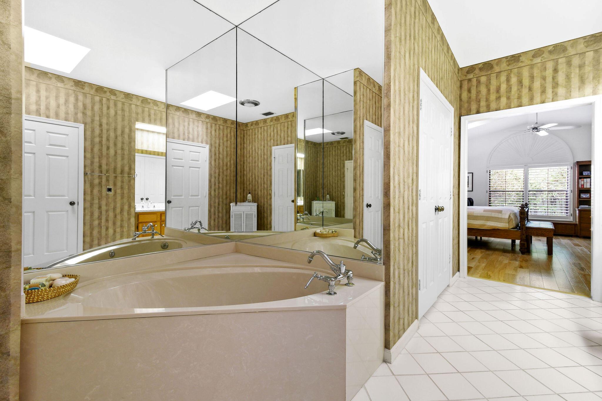 3491 Lantern Bay Drive