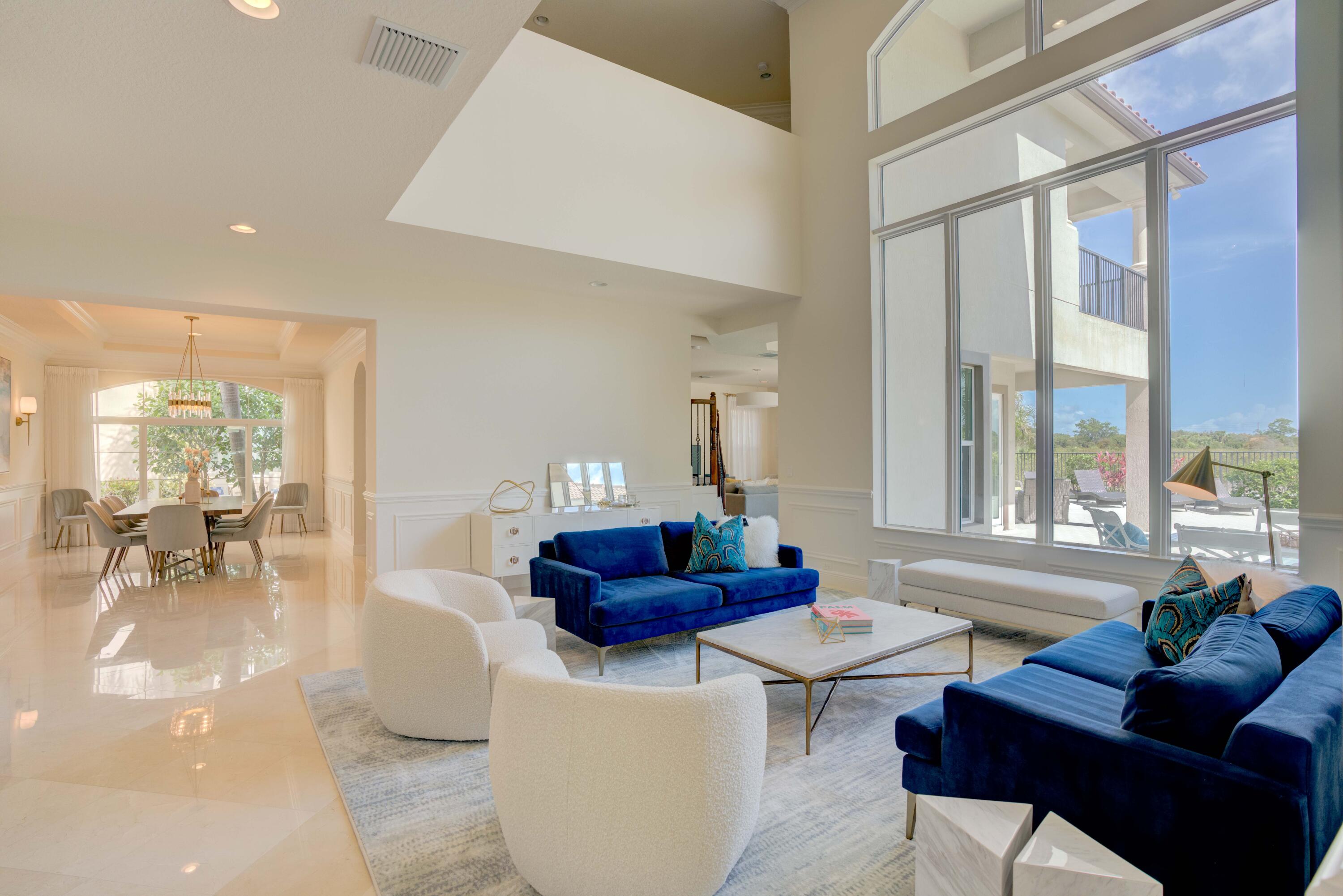 1717 W Hemingway Drive