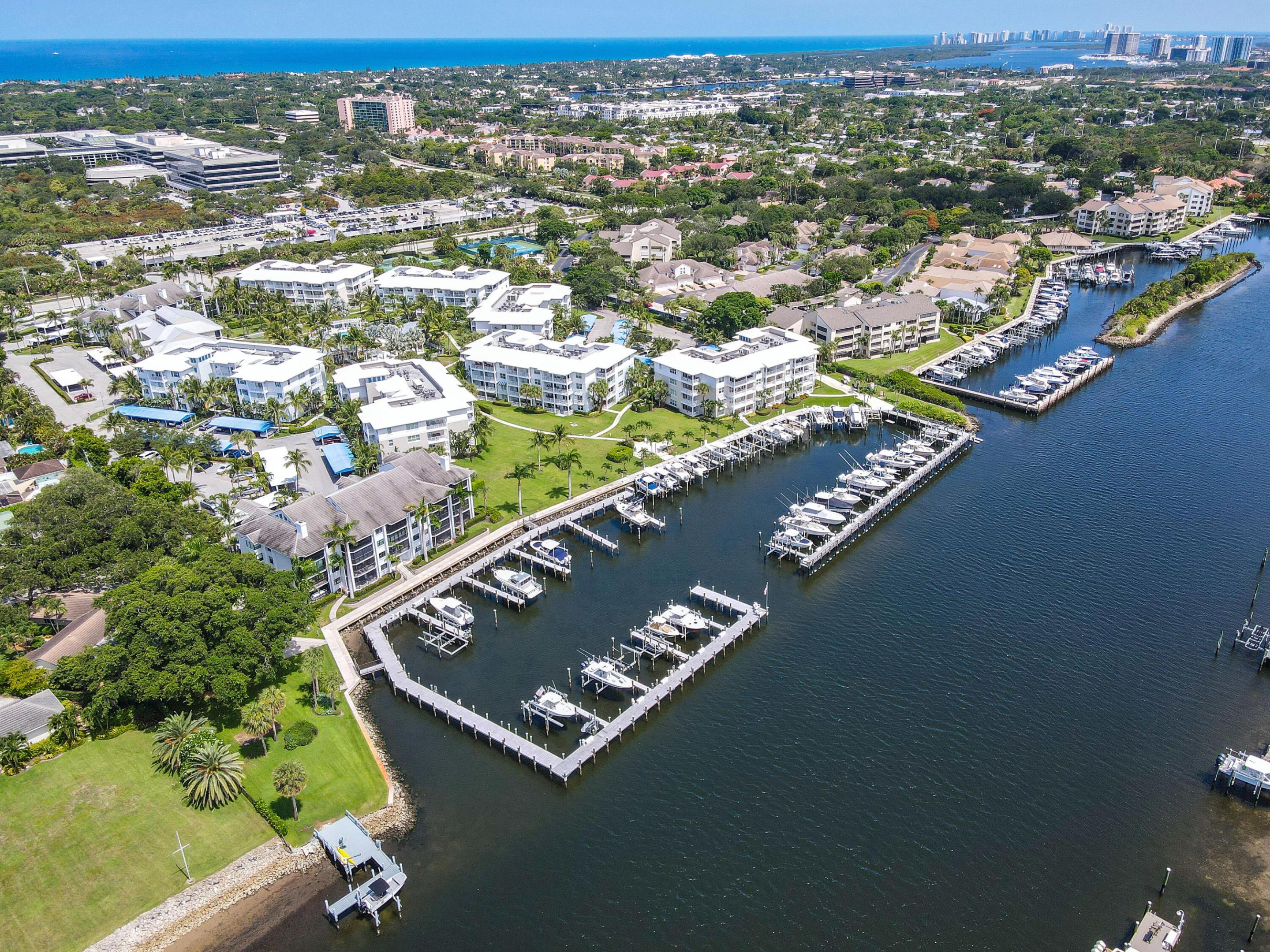 323 Bay Colony Drive N , And Slip 25