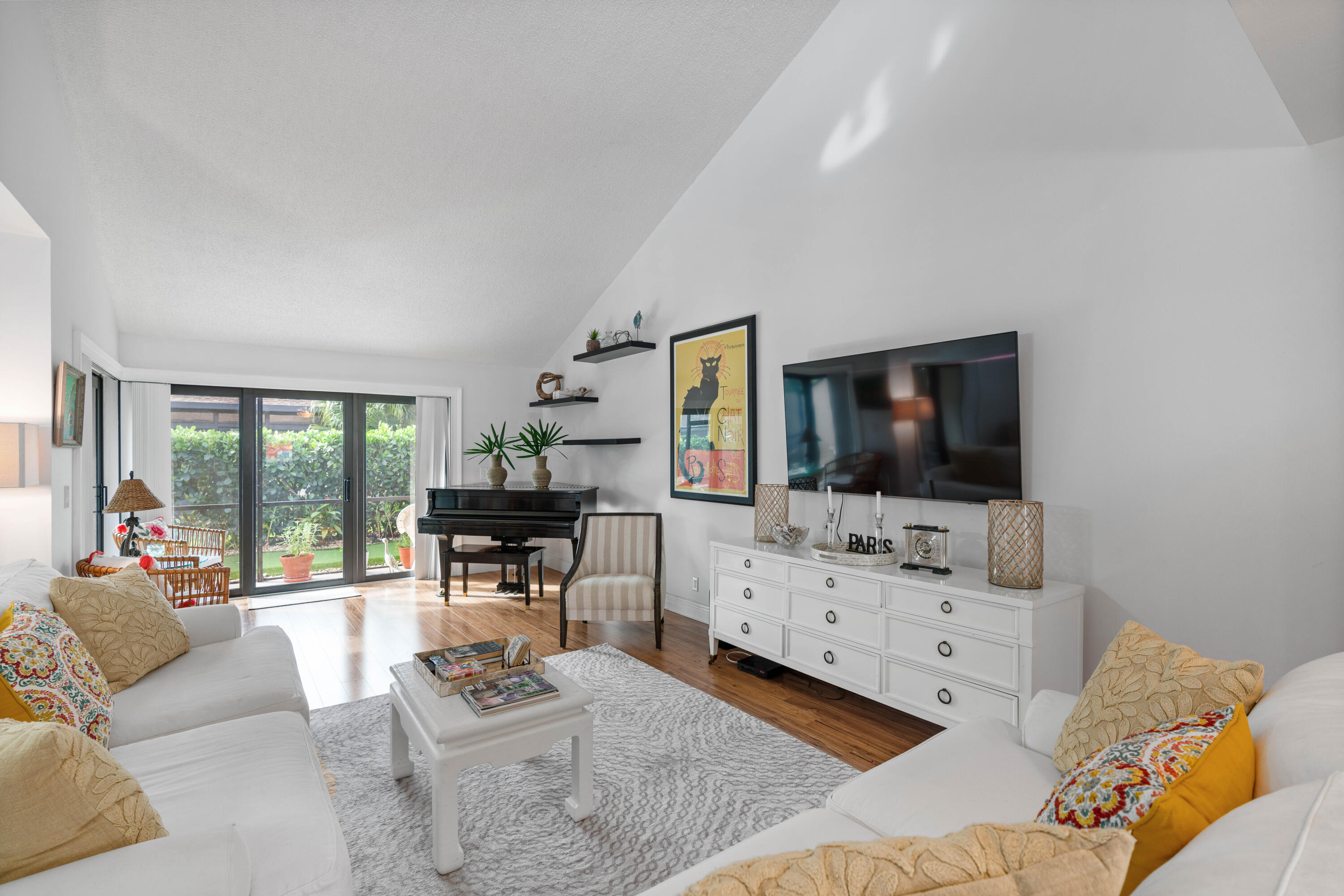 3704 Cape Pointe Circle