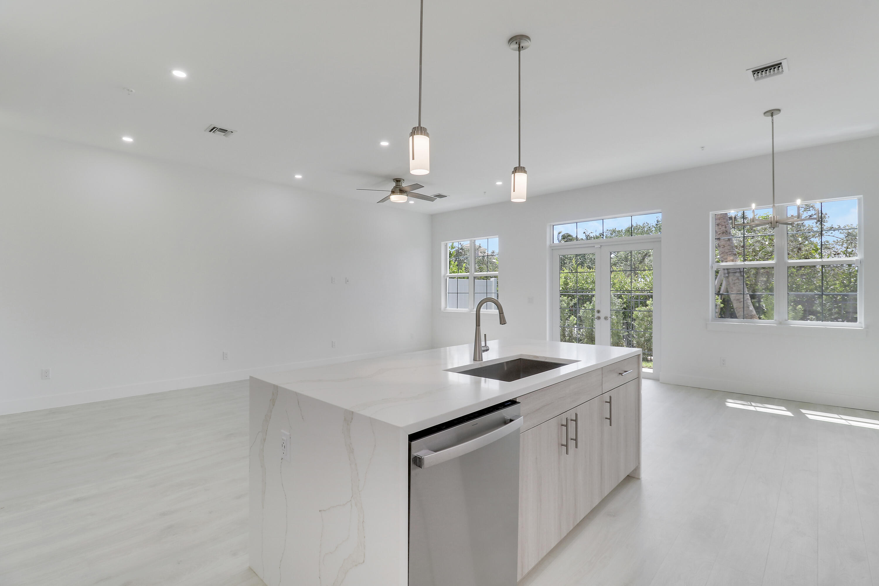 120 Water Pointe Place 3