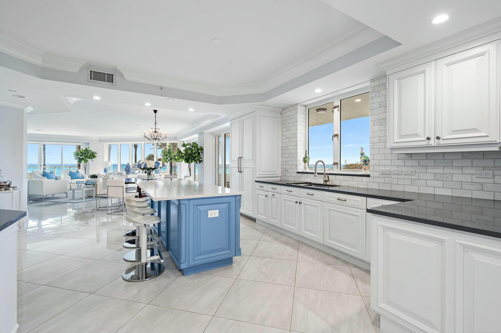 3920 N Ocean Drive 2b