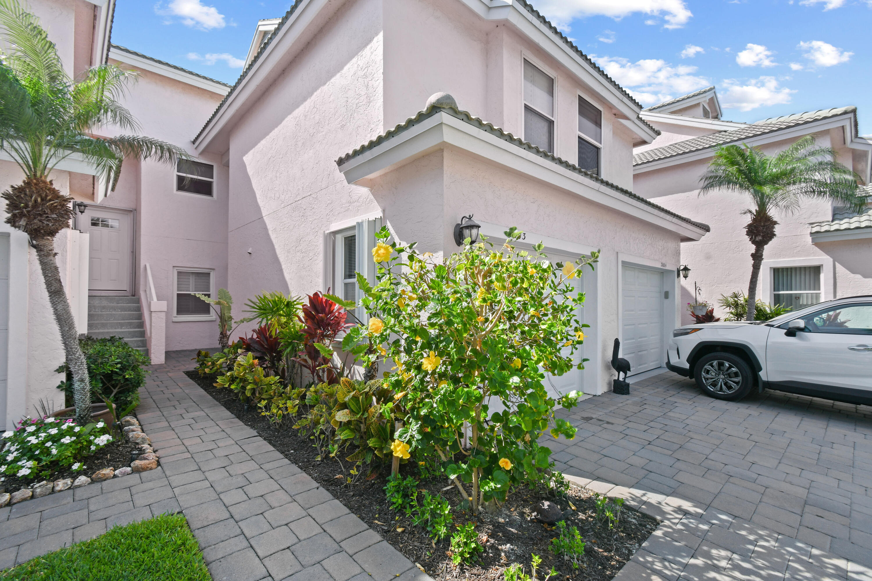 3003 Fairway Drive N