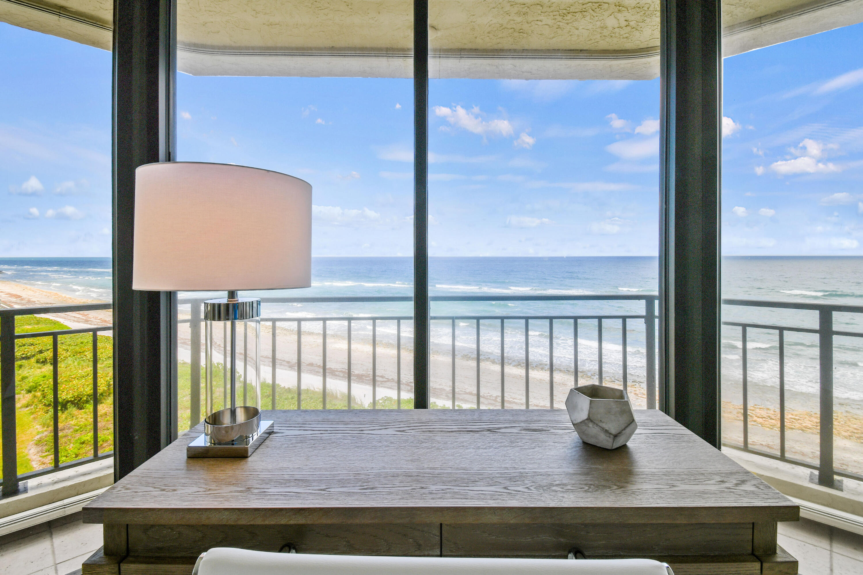 19850 Beach Road 5a