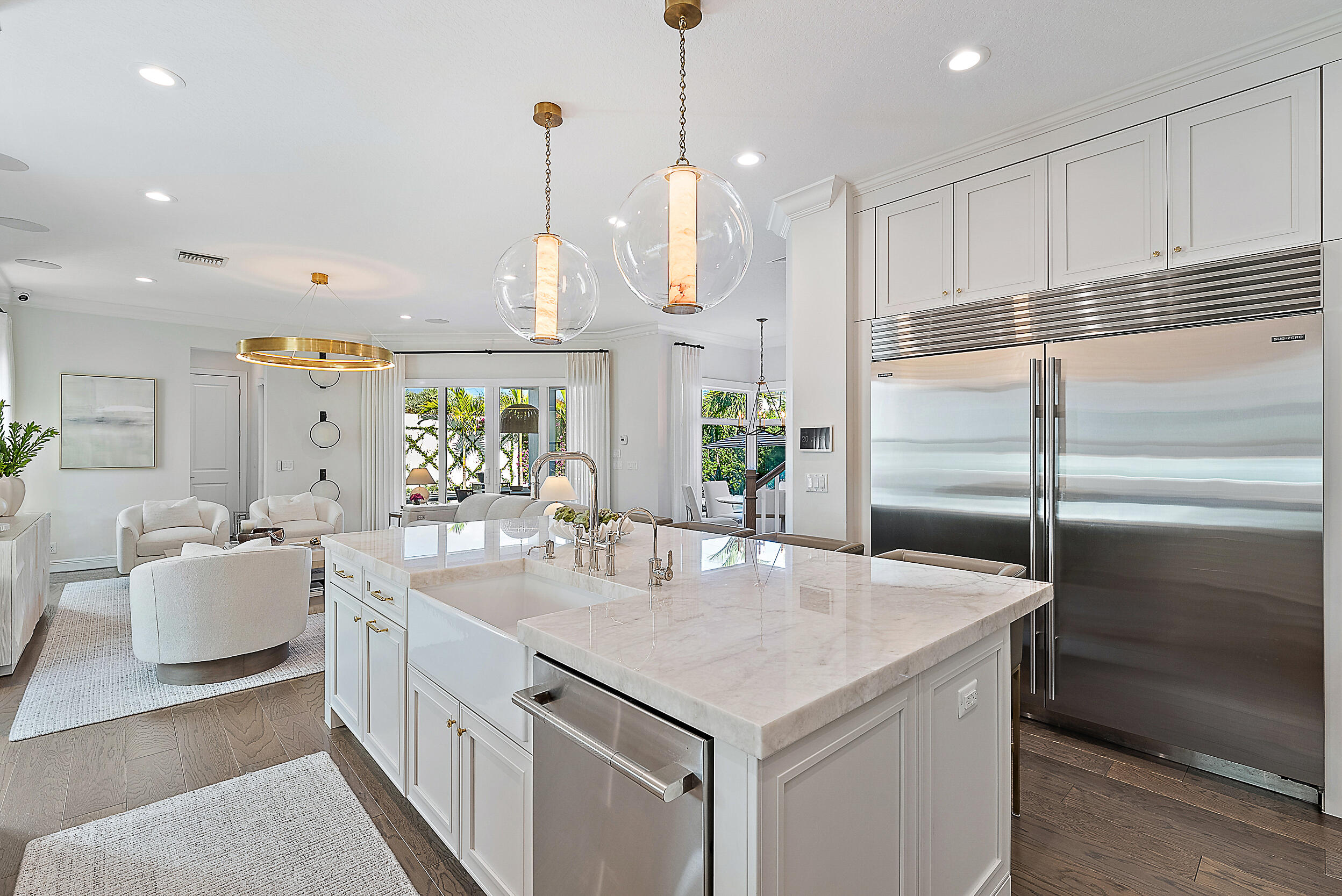 1603 E Hemingway Drive