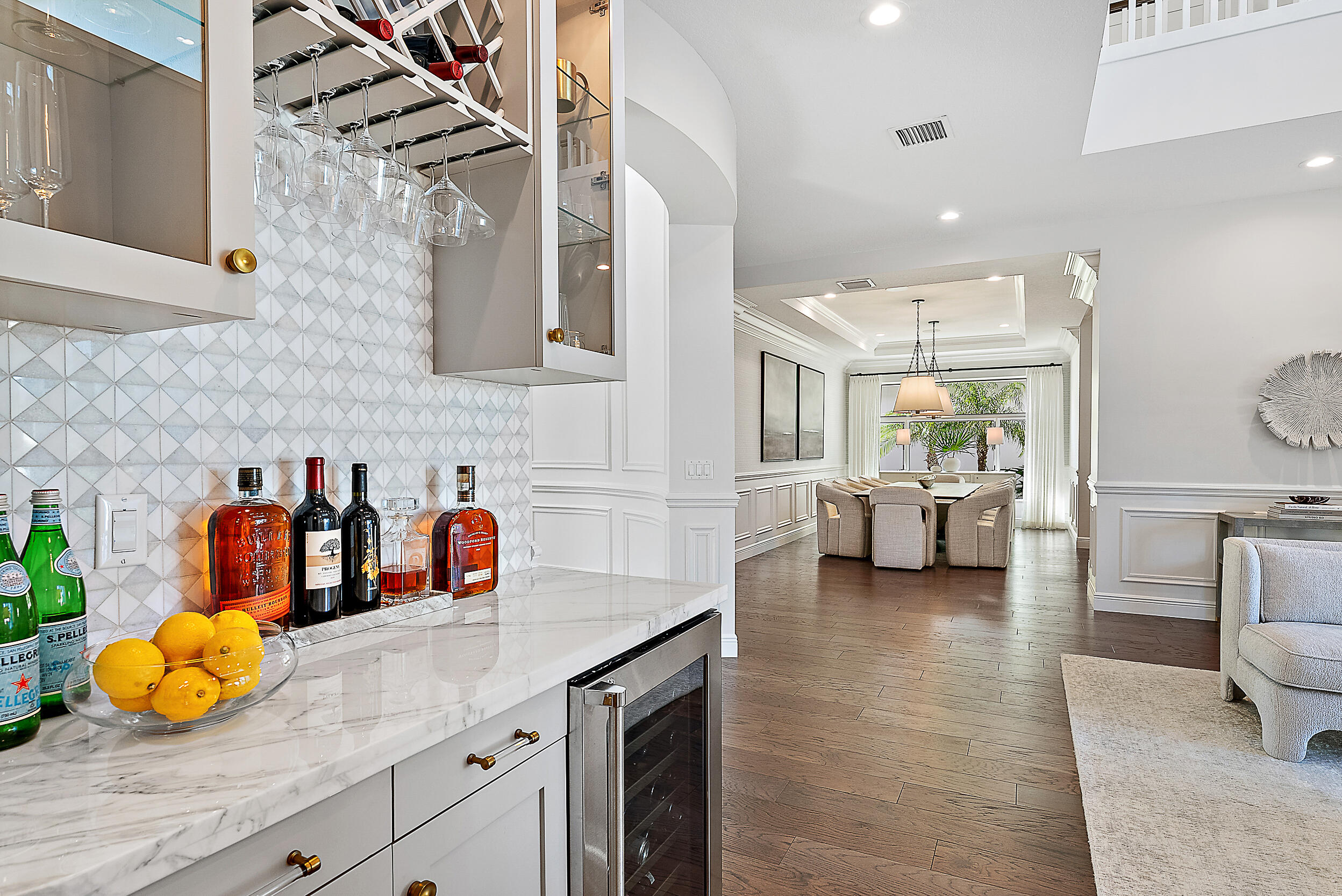 1603 E Hemingway Drive