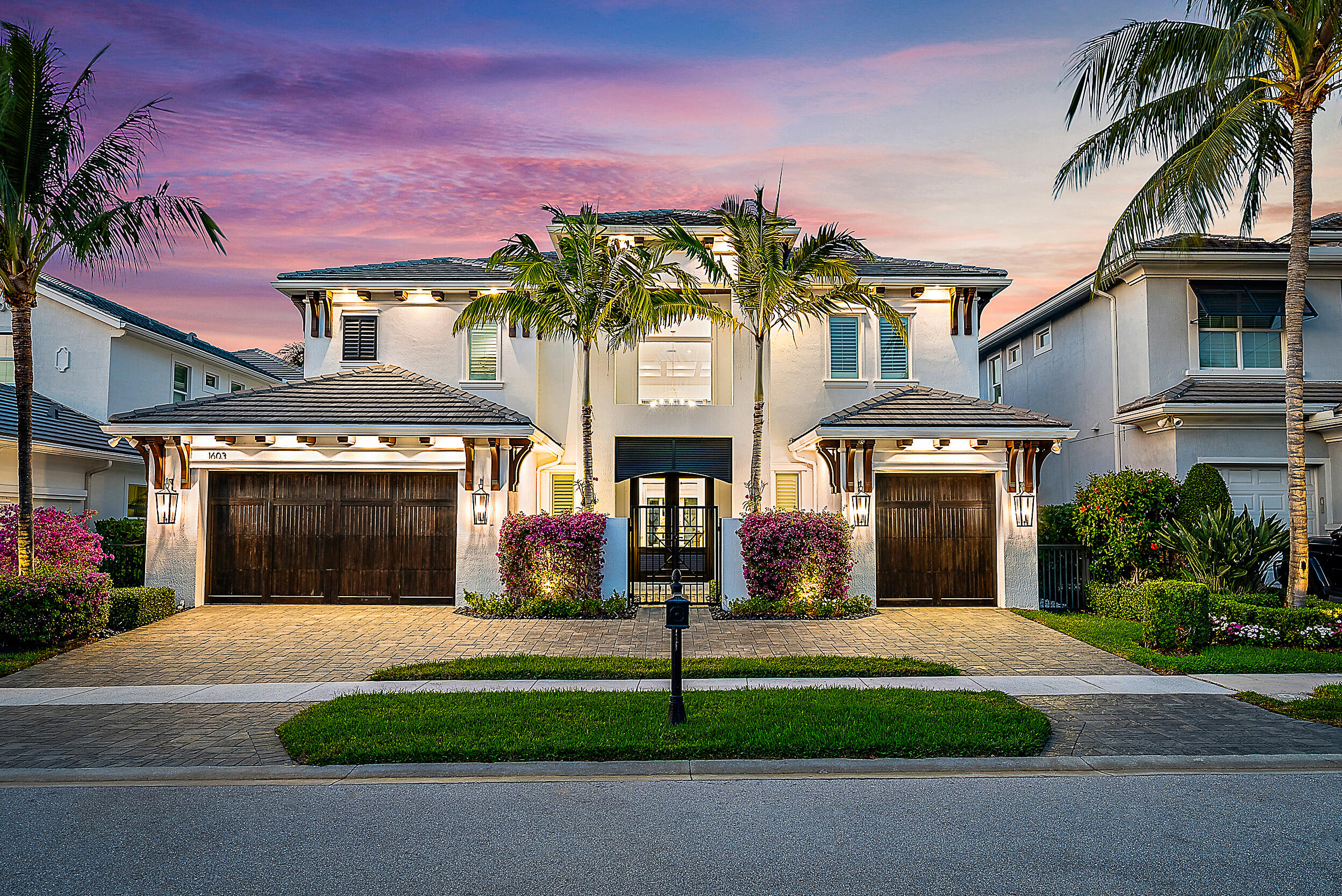 1603 E Hemingway Drive