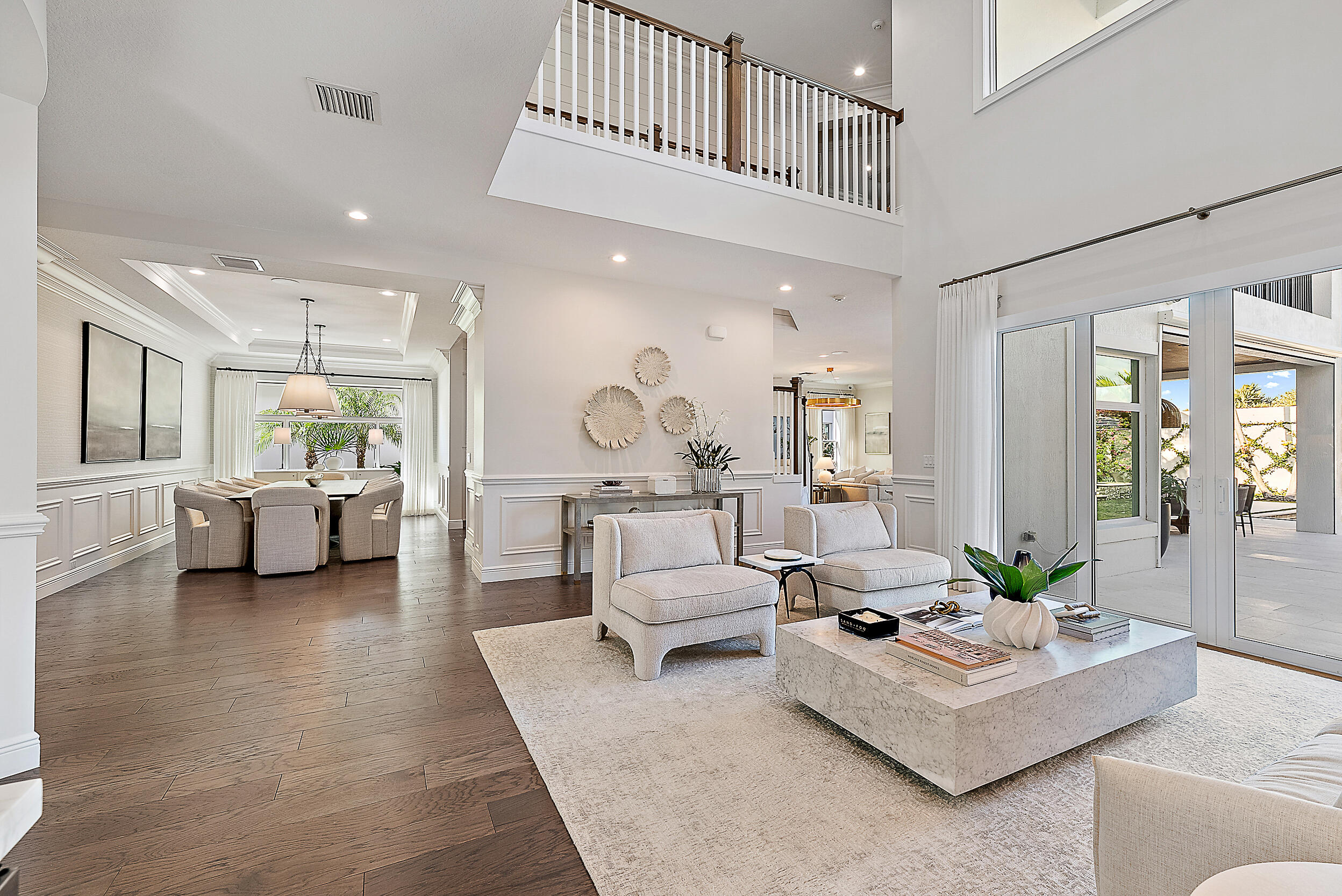 1603 E Hemingway Drive