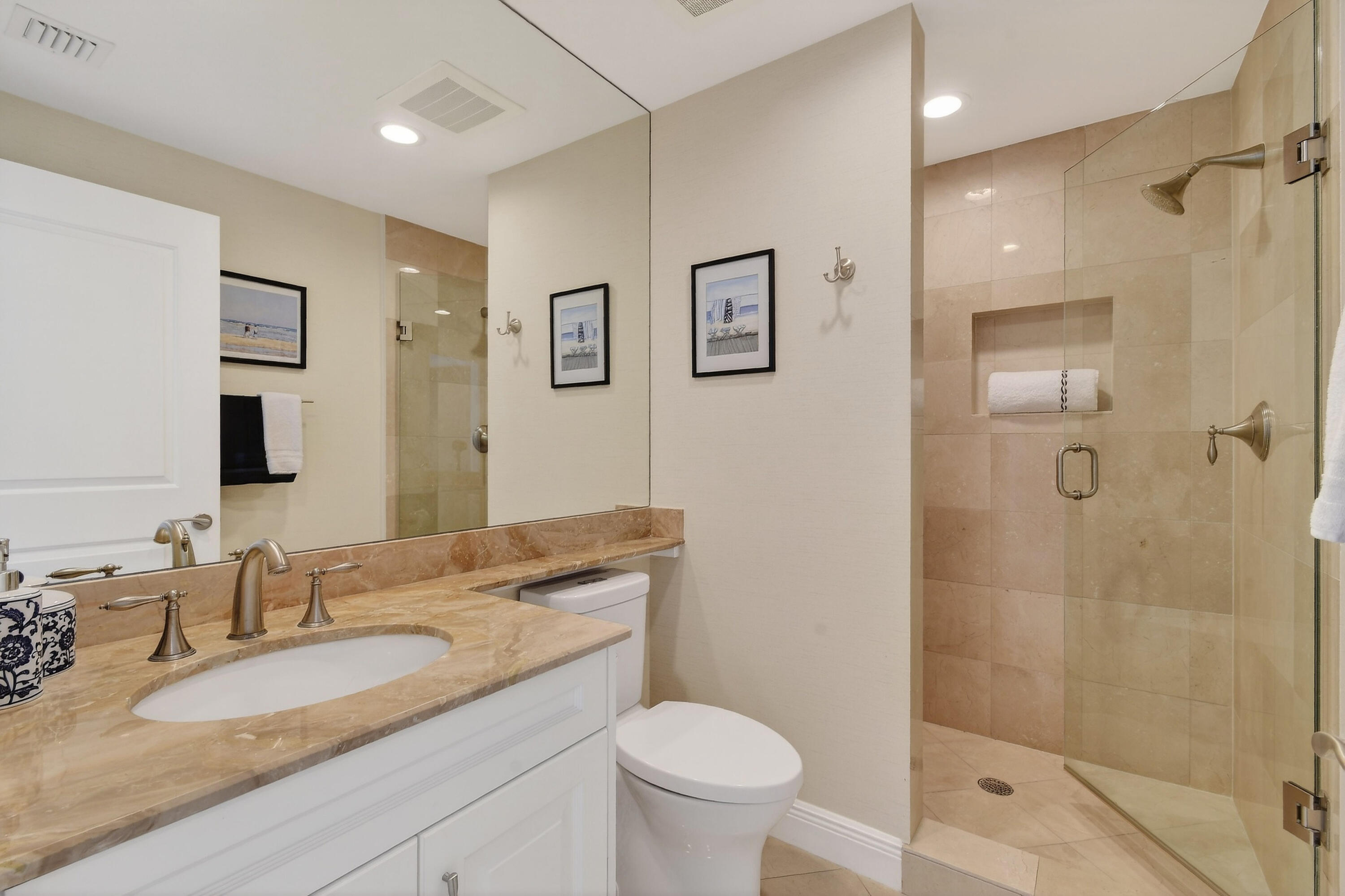 5050 N Ocean Drive 902