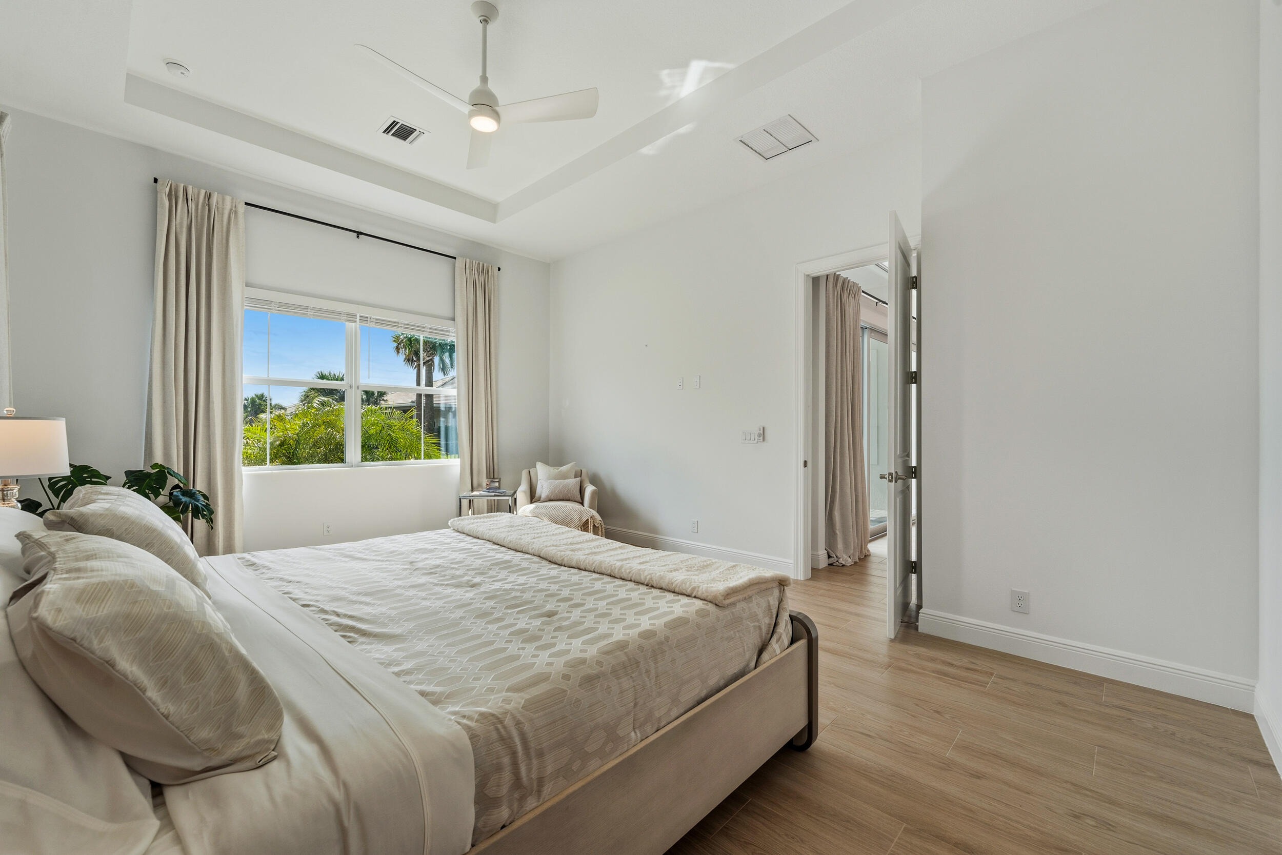 10036 Seagrass Way
