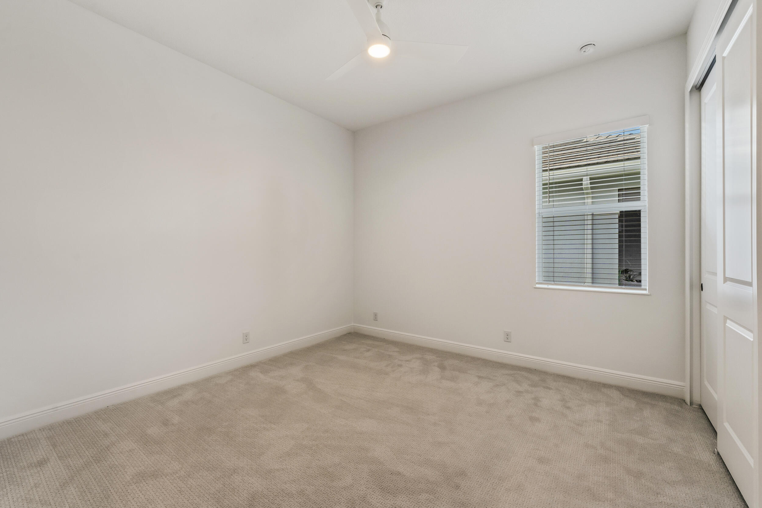 10036 Seagrass Way