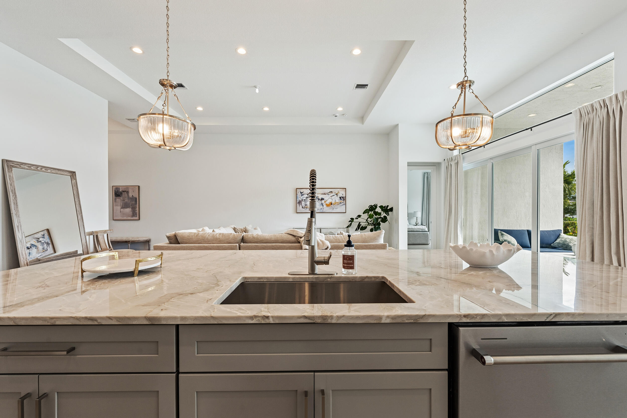 10036 Seagrass Way
