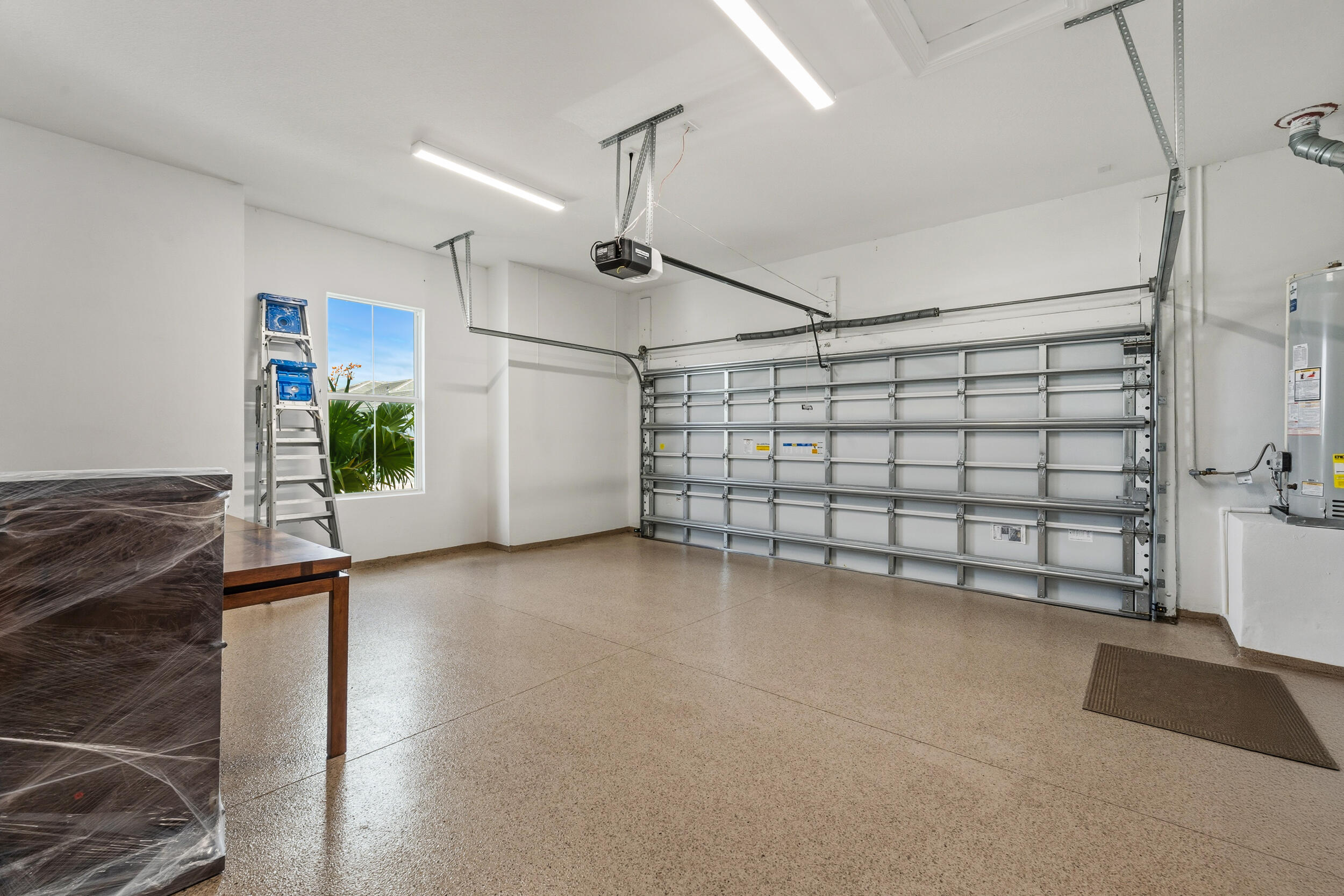 10036 Seagrass Way