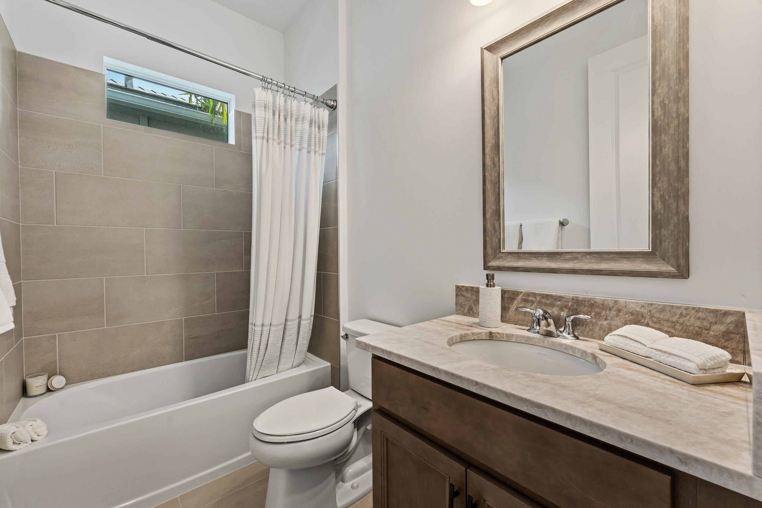 10036 Seagrass Way