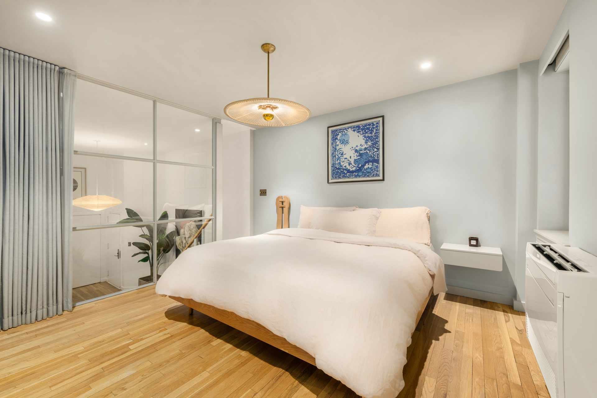 200 W HOUSTON Street 1B