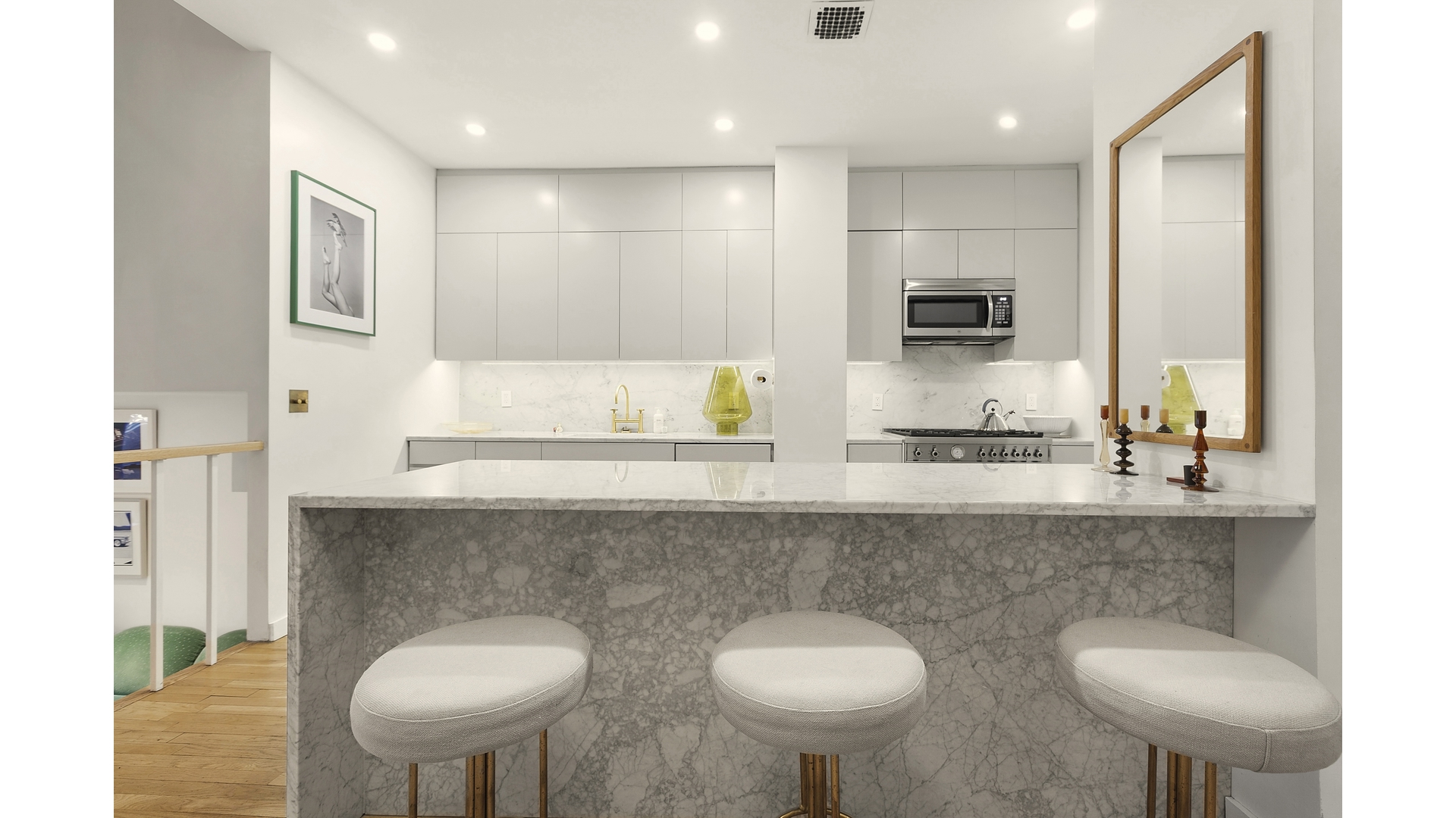 200 W HOUSTON Street 1B