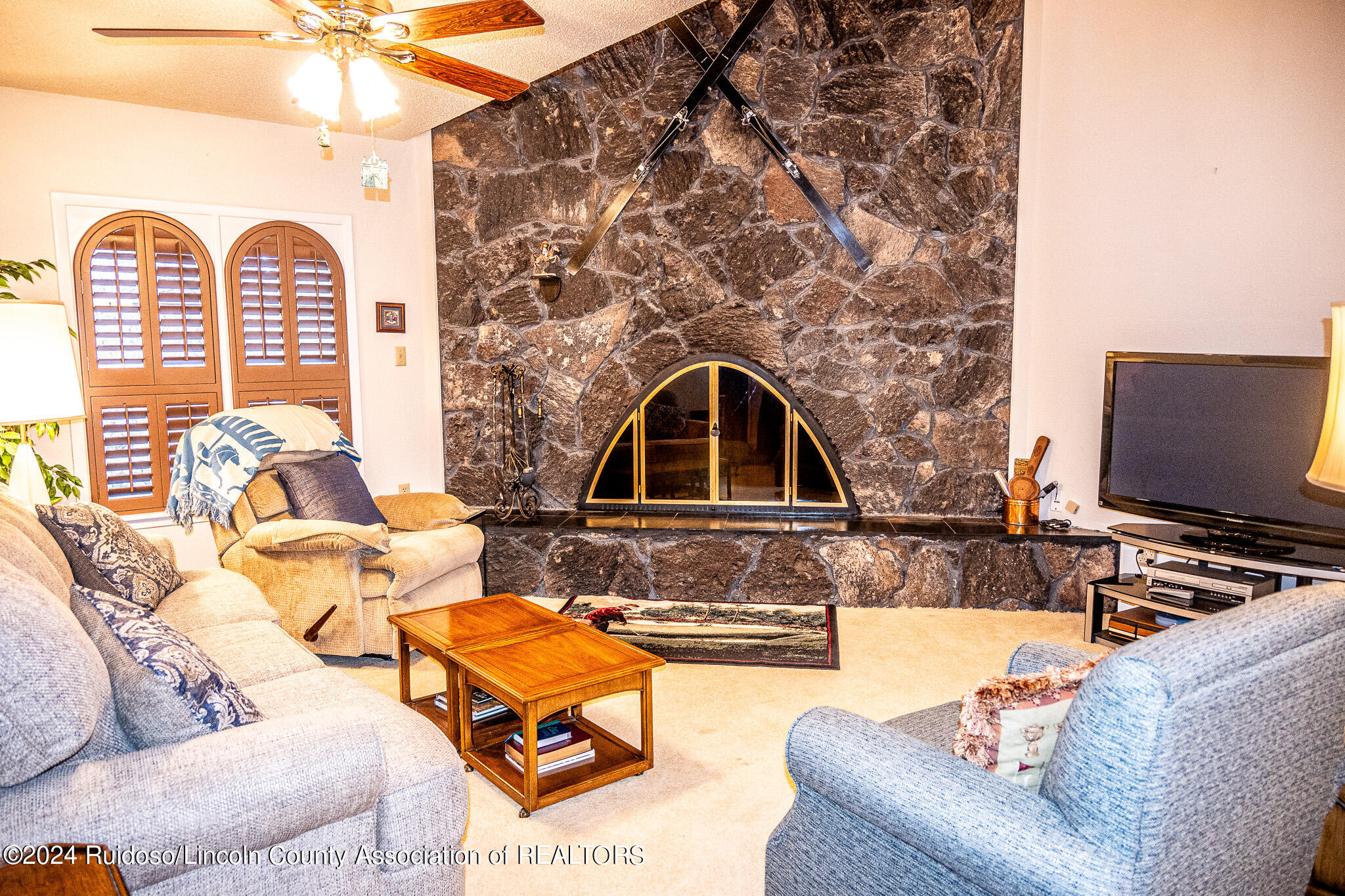 411 High Mesa Road