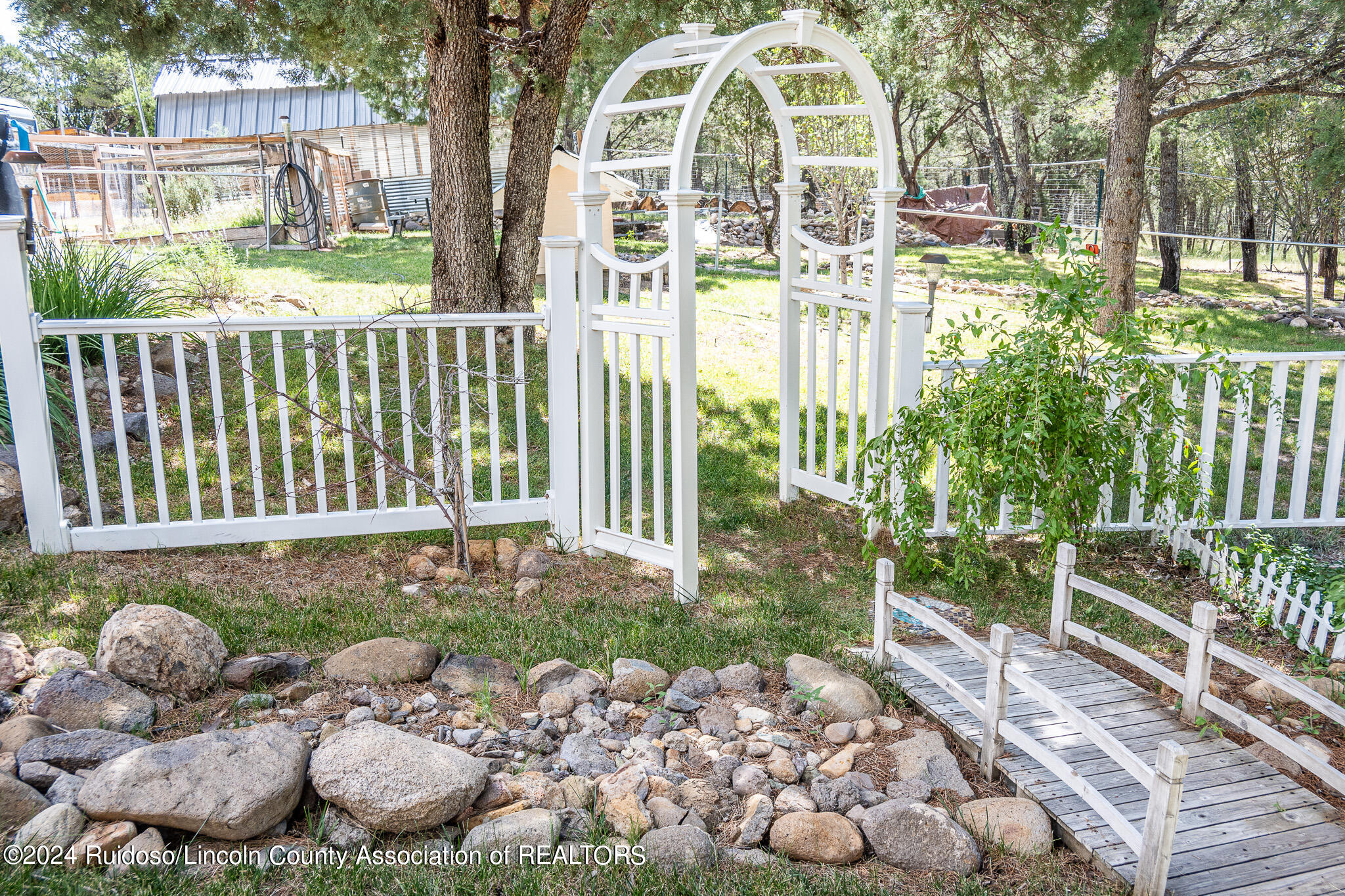 118 Altamira Drive