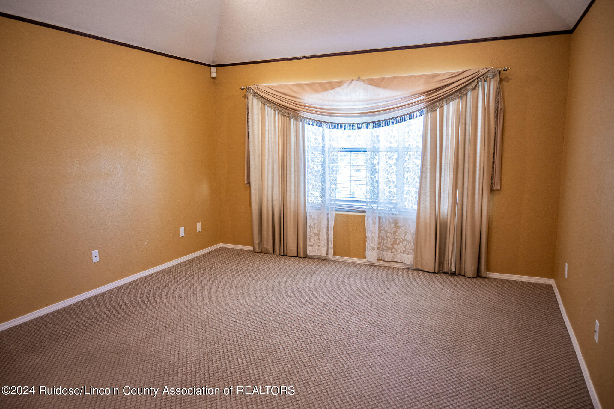 118 Altamira Drive