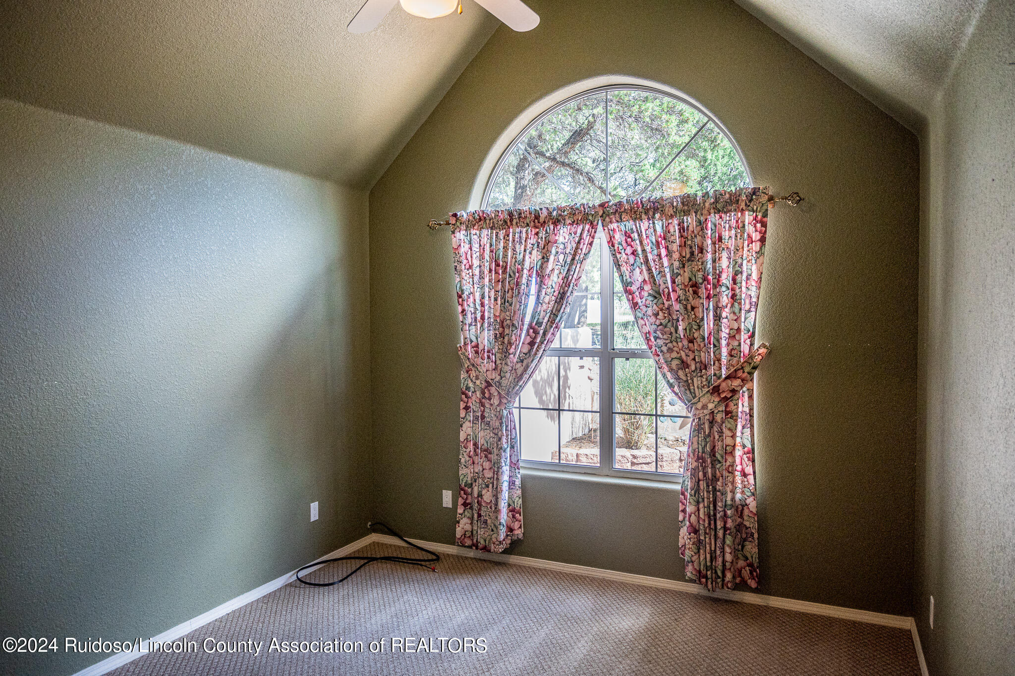 118 Altamira Drive