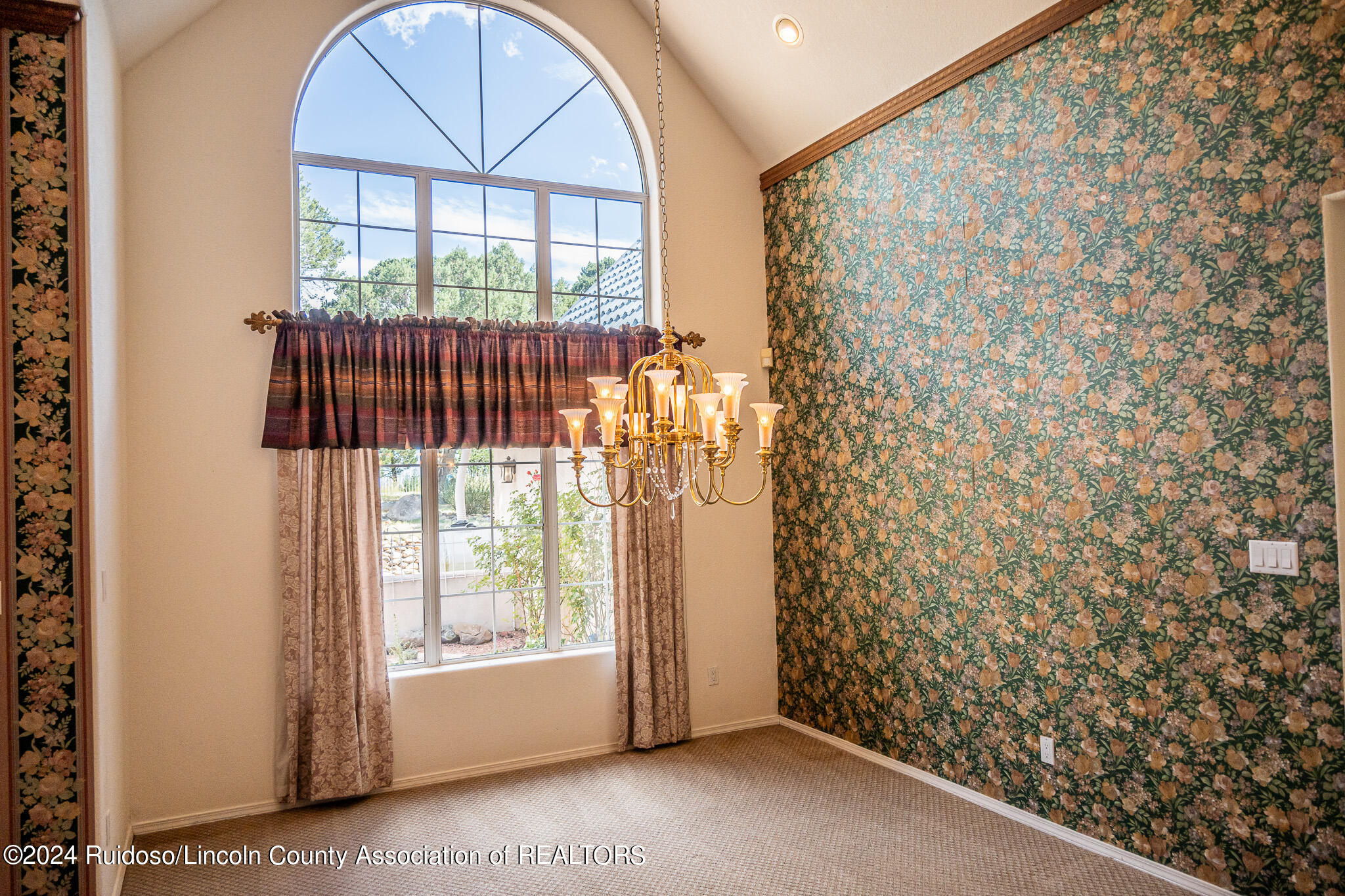 118 Altamira Drive