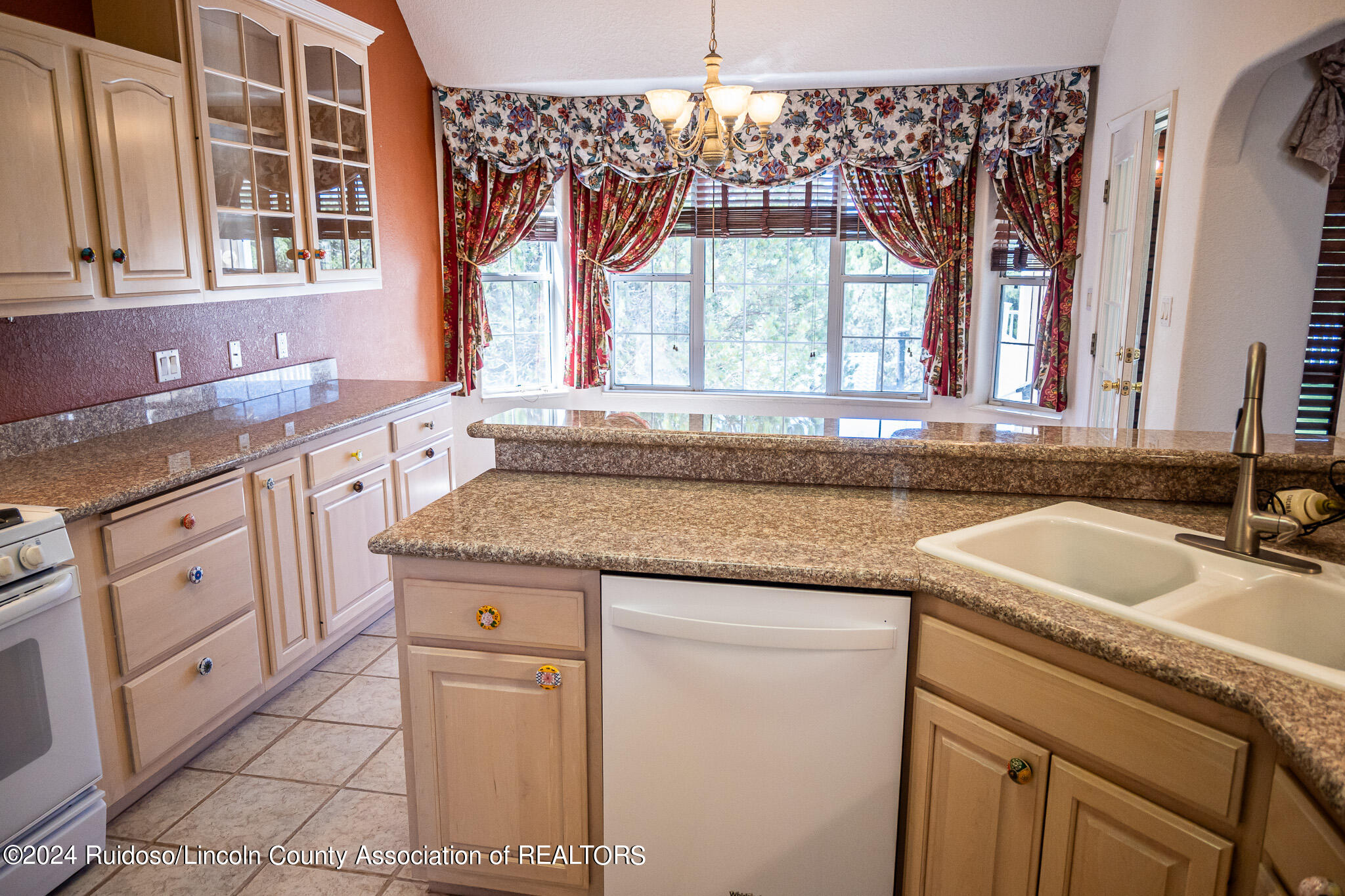 118 Altamira Drive
