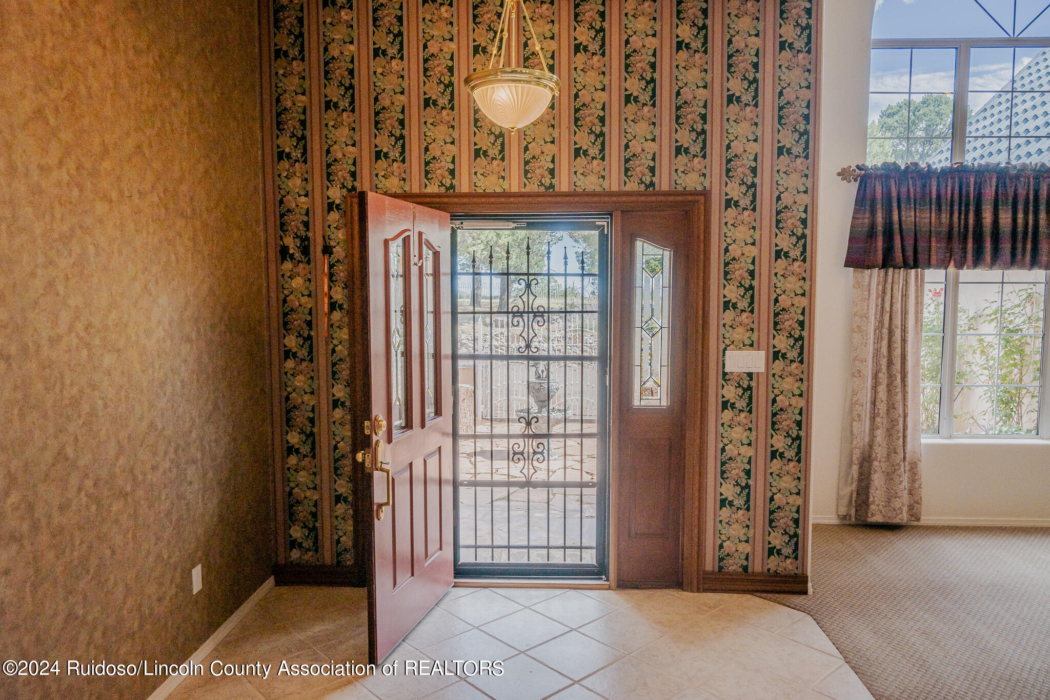 118 Altamira Drive