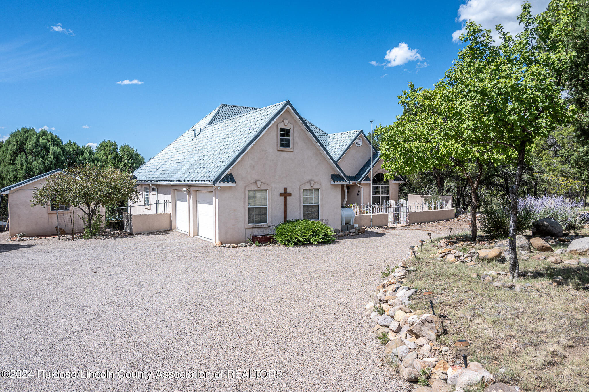 118 Altamira Drive
