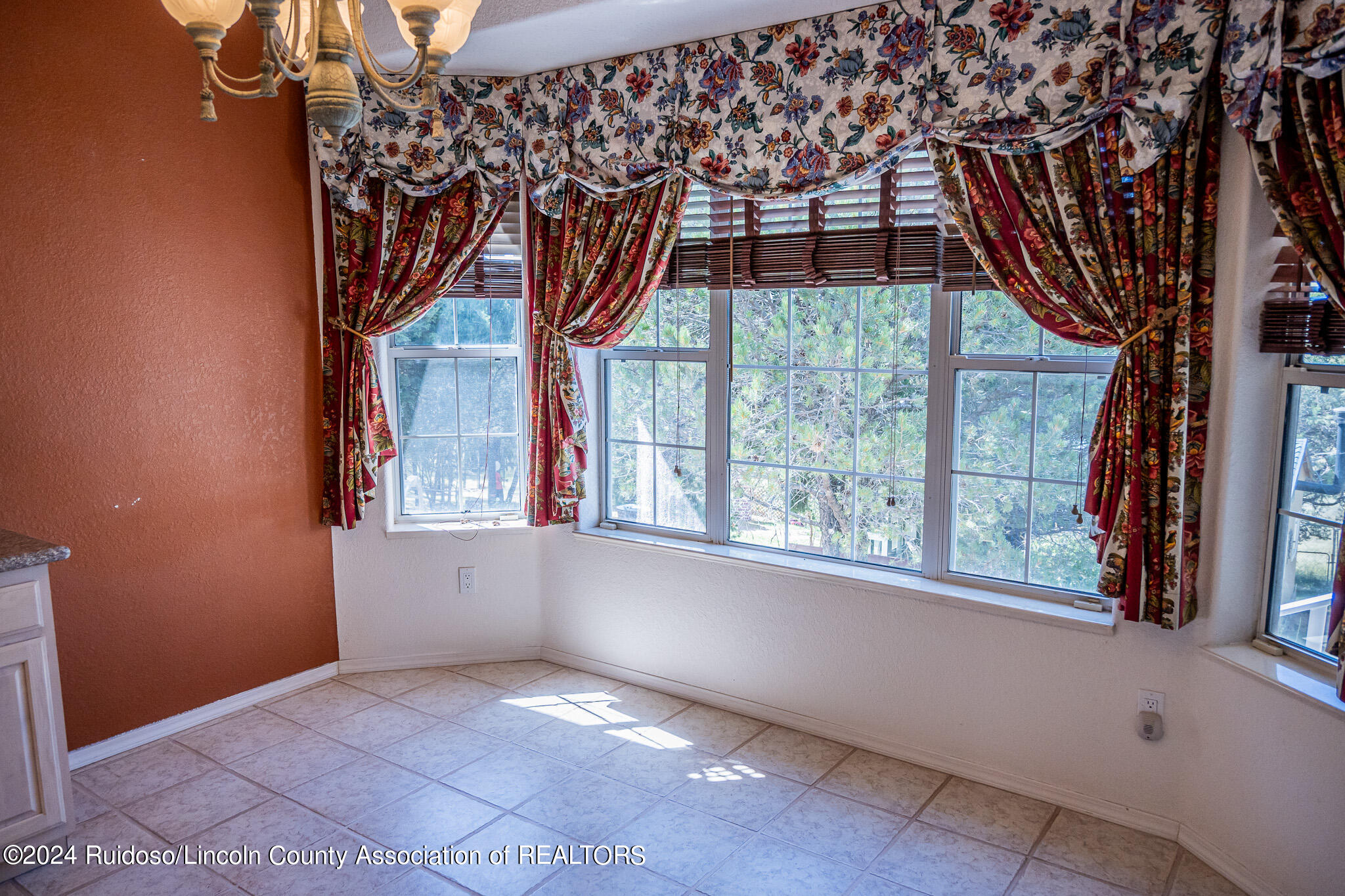 118 Altamira Drive