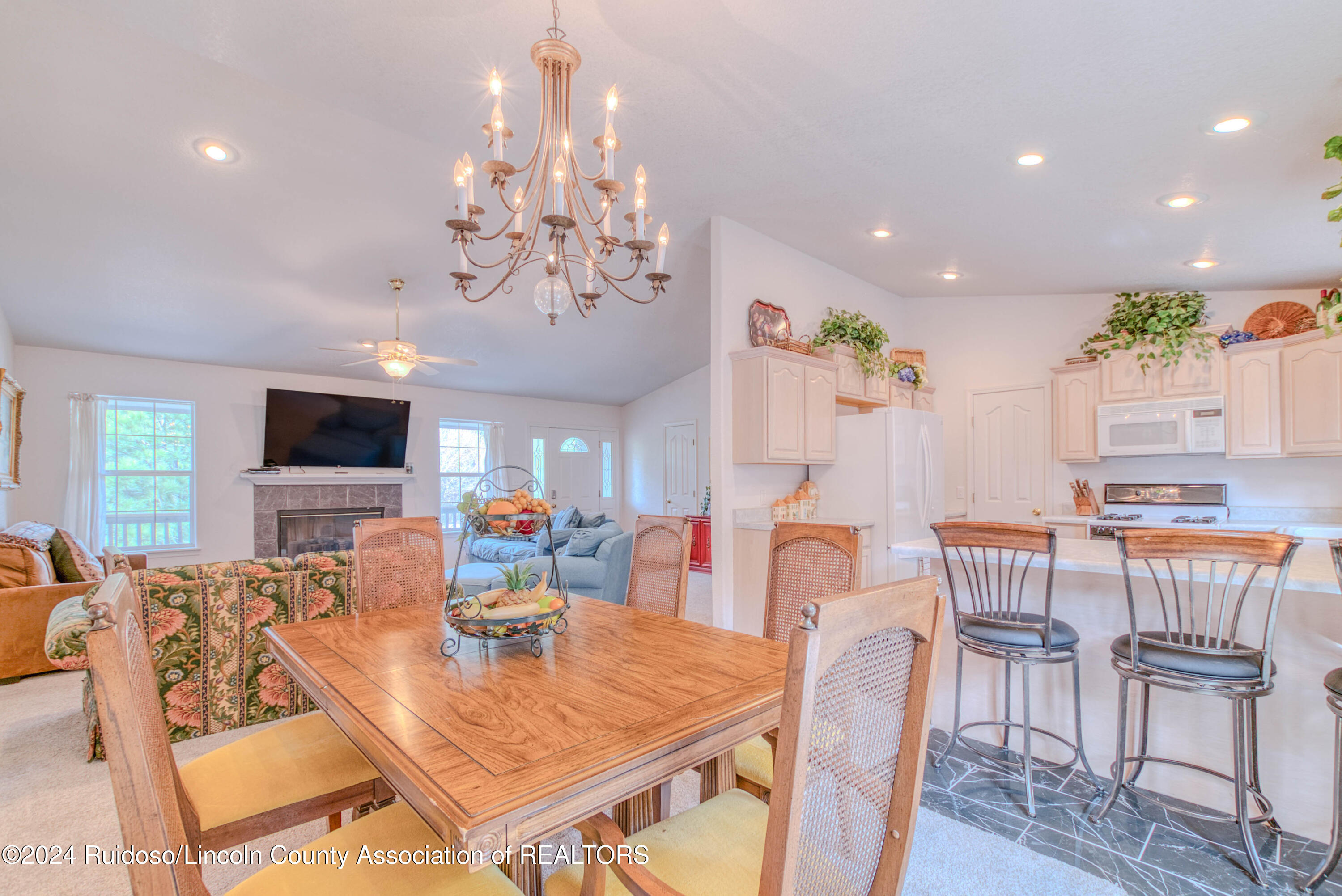 106 White Mountain Meadows Dr