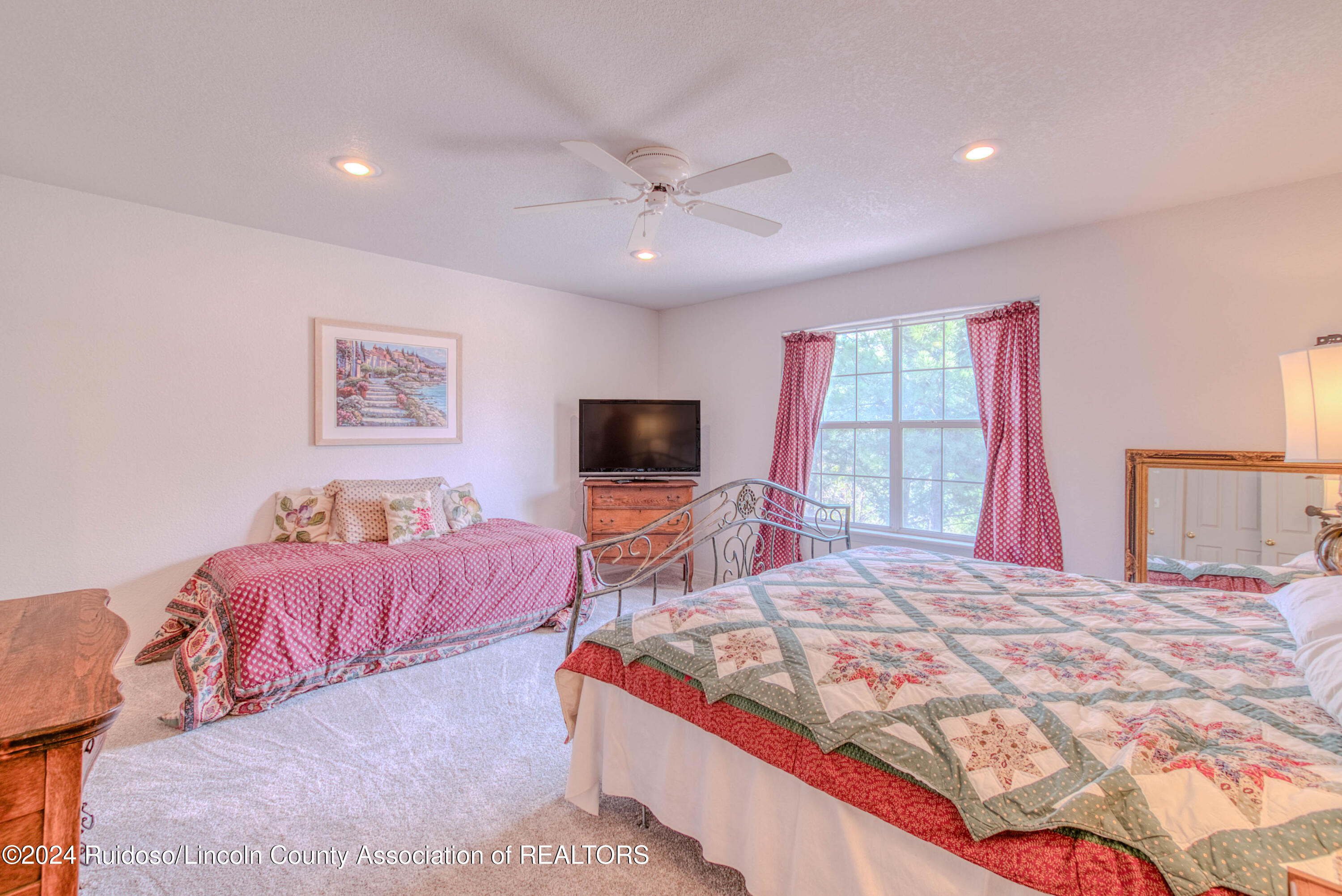 106 White Mountain Meadows Dr