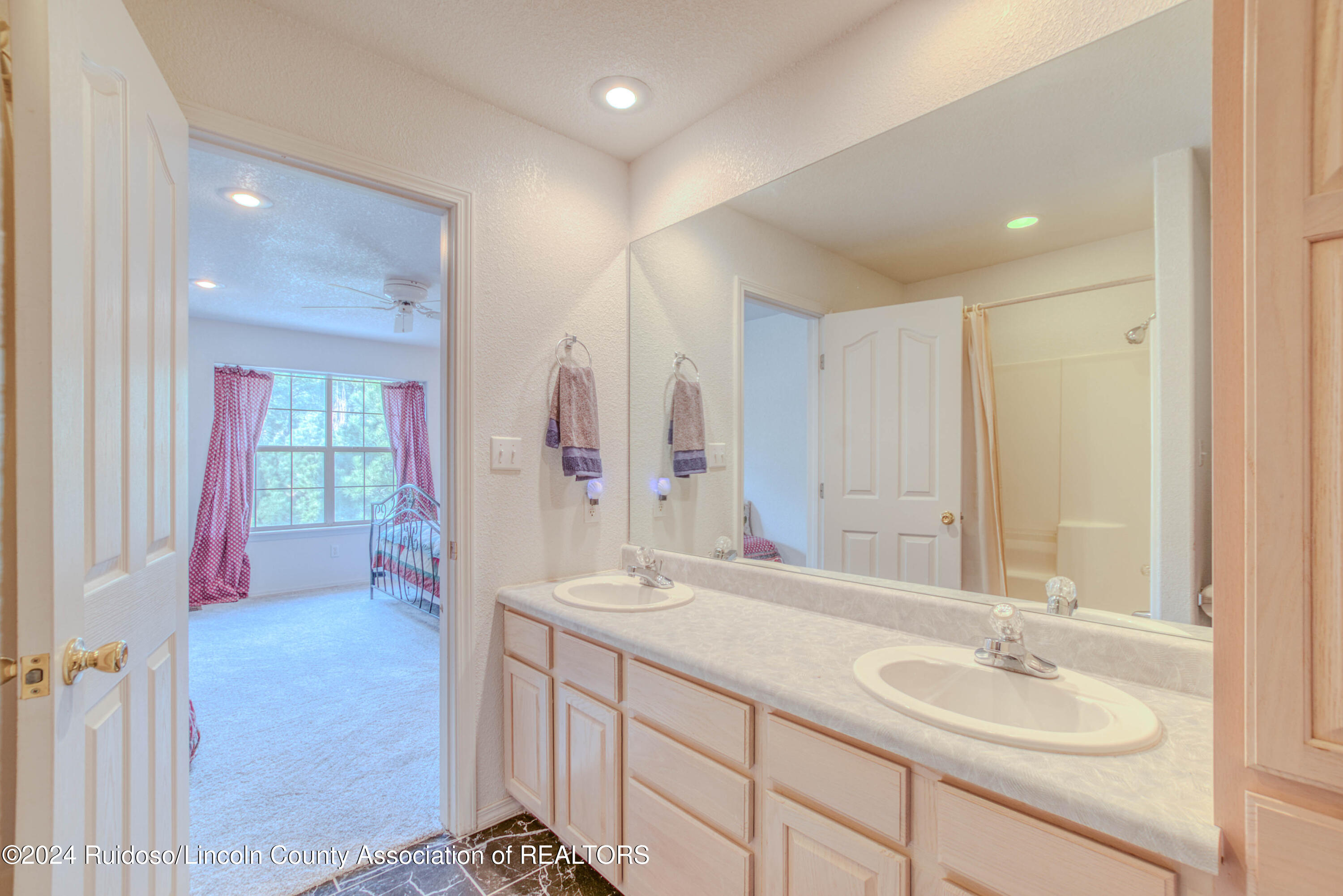 106 White Mountain Meadows Dr