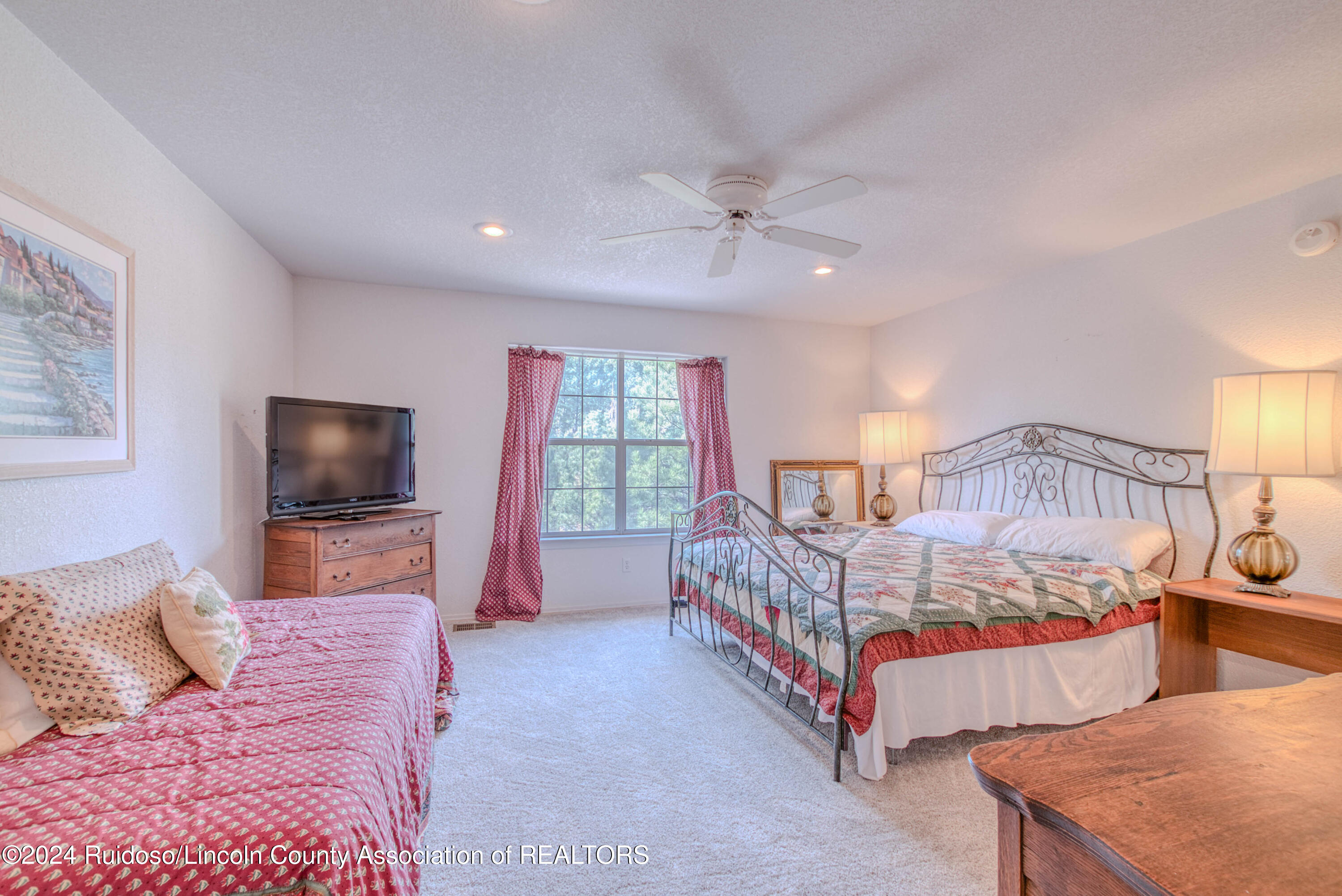 106 White Mountain Meadows Dr