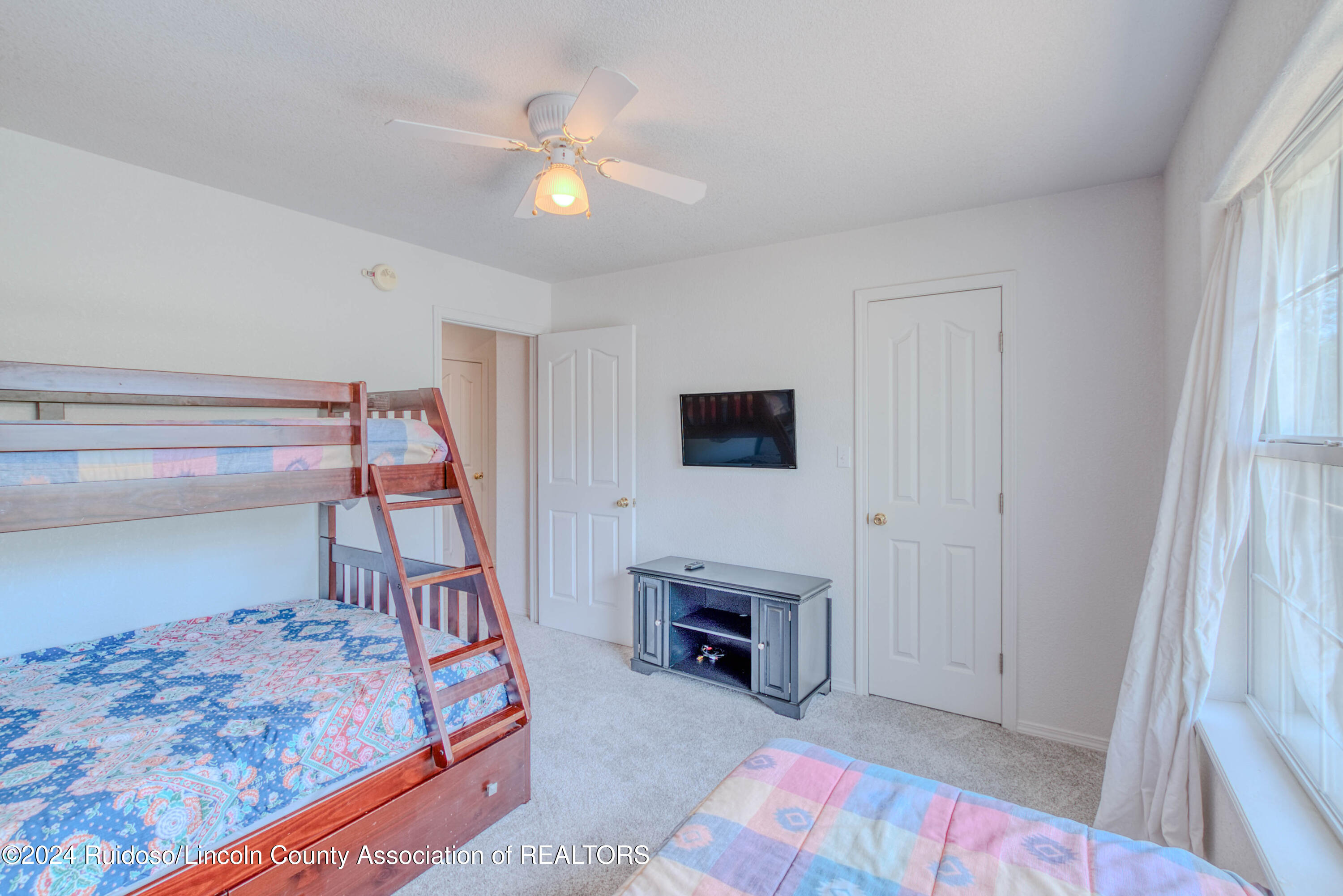 106 White Mountain Meadows Dr