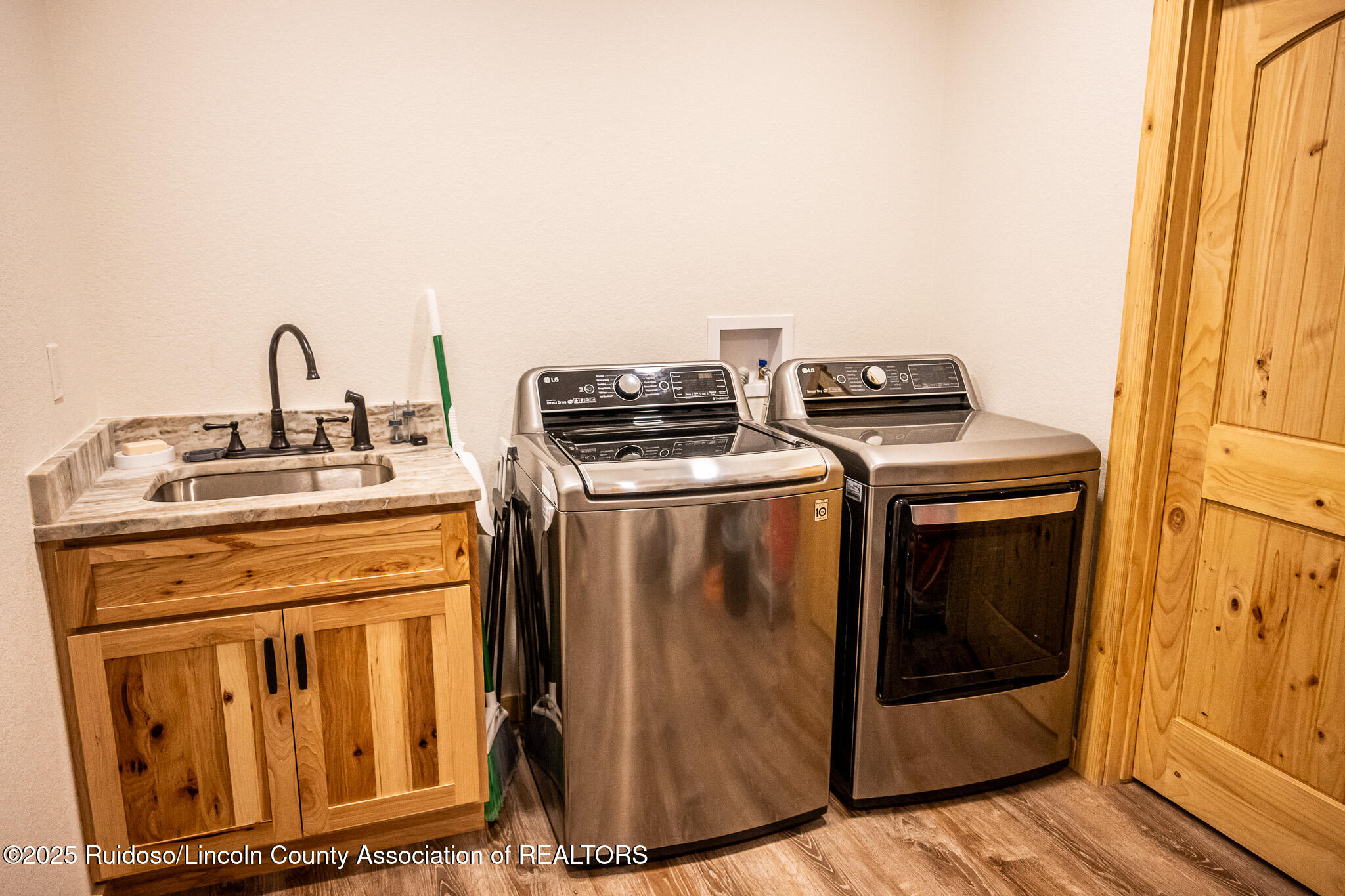 502 Mountain High Circle